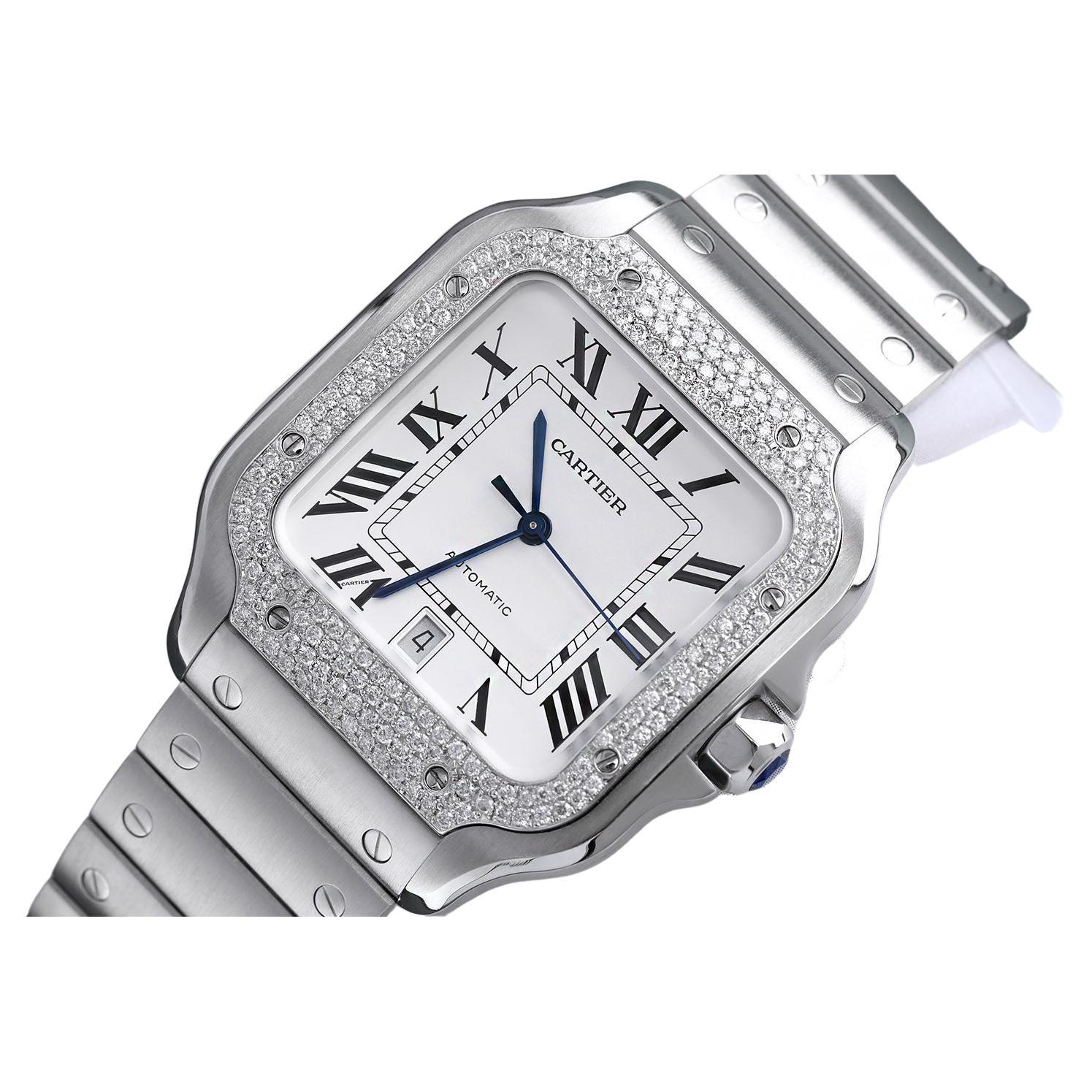 Cartier Santos De Cartier Edelstahl-Uhr mit Diamant-Lünette und weißem Zifferblatt im Angebot