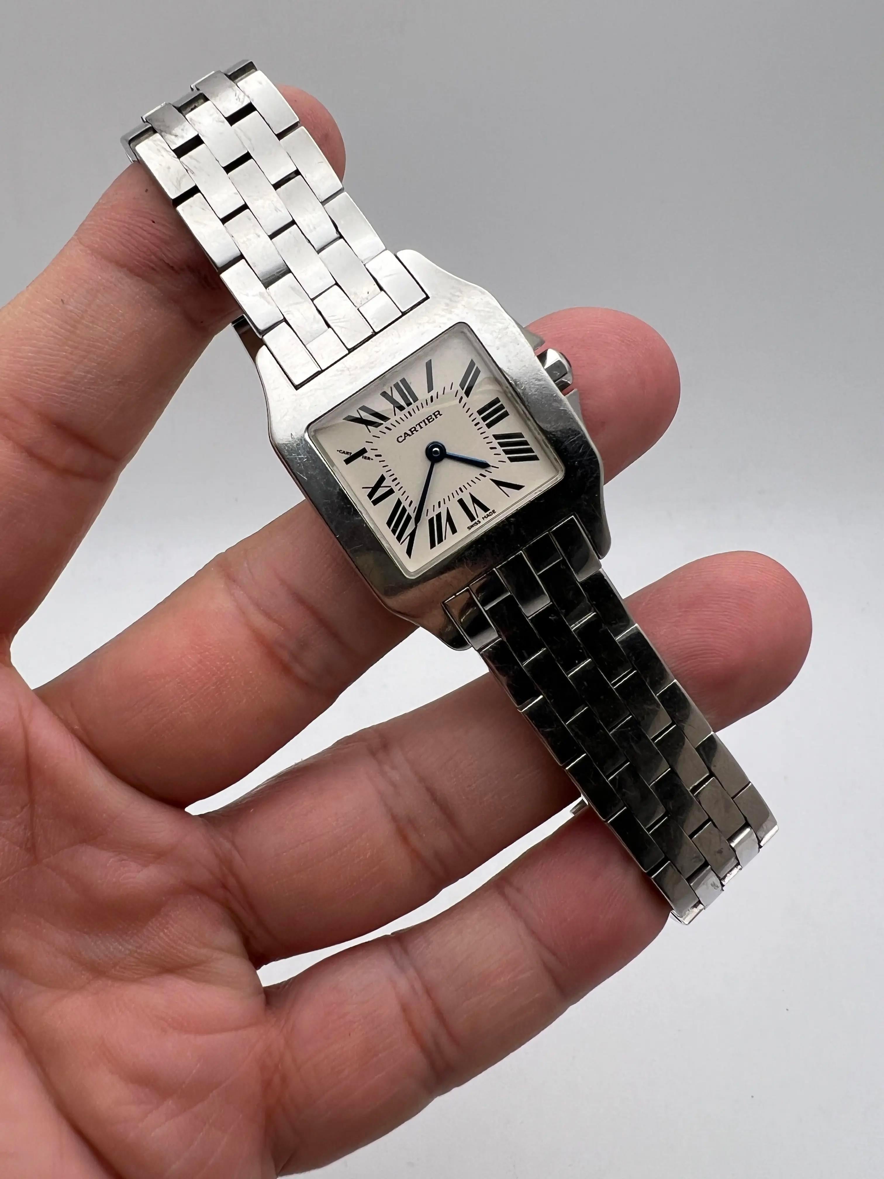 Cartier Santos Demoiselle Midsize 26mm Ivory Silver Dial W25065Z5 In condizioni ottime in vendita a New York, NY