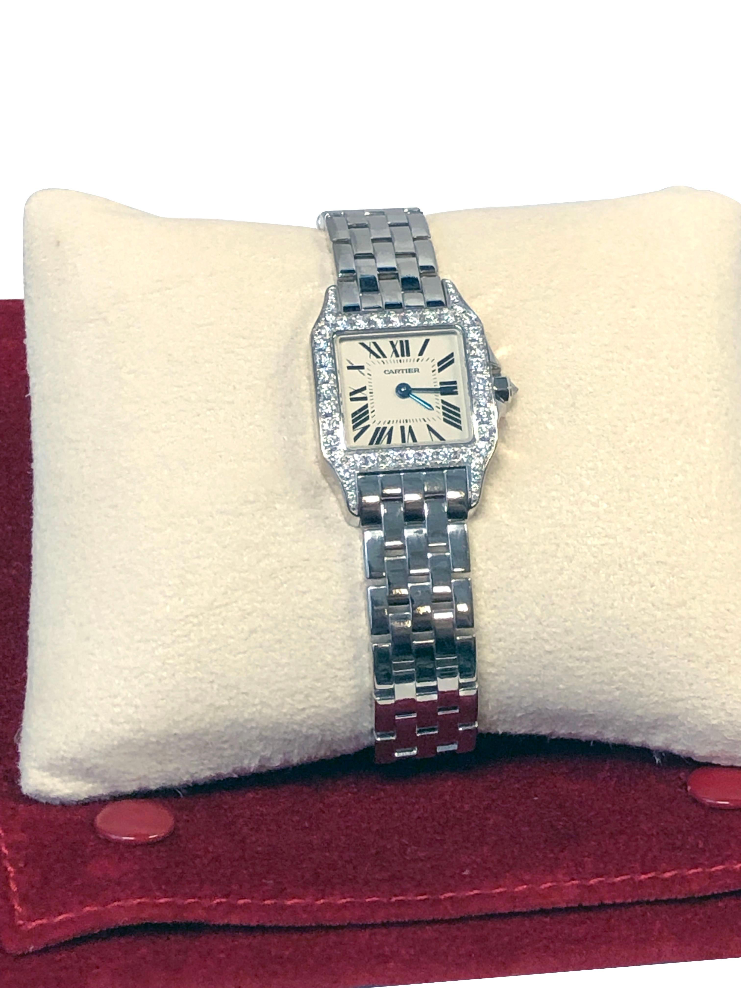 Taille ronde Cartier Santos DeMoiselle Montre-bracelet pour femme en or blanc et diamants en vente