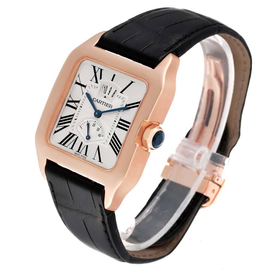 Cartier Santos-Dumont Montre pour homme Santos-Dumont en or rose avec cadran argenté et bracelet noir W2020067 Pour hommes en vente