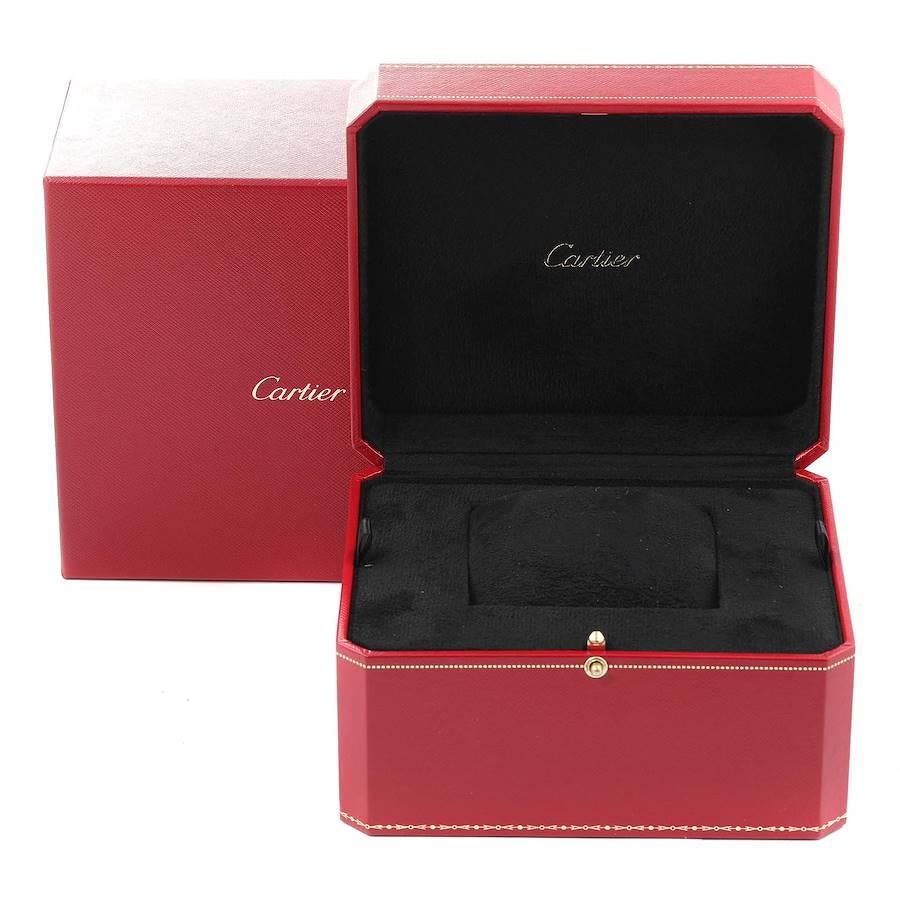 Cartier Santos-Dumont Montre pour homme Santos-Dumont en or rose avec cadran argenté et bracelet noir W2020067 en vente 4
