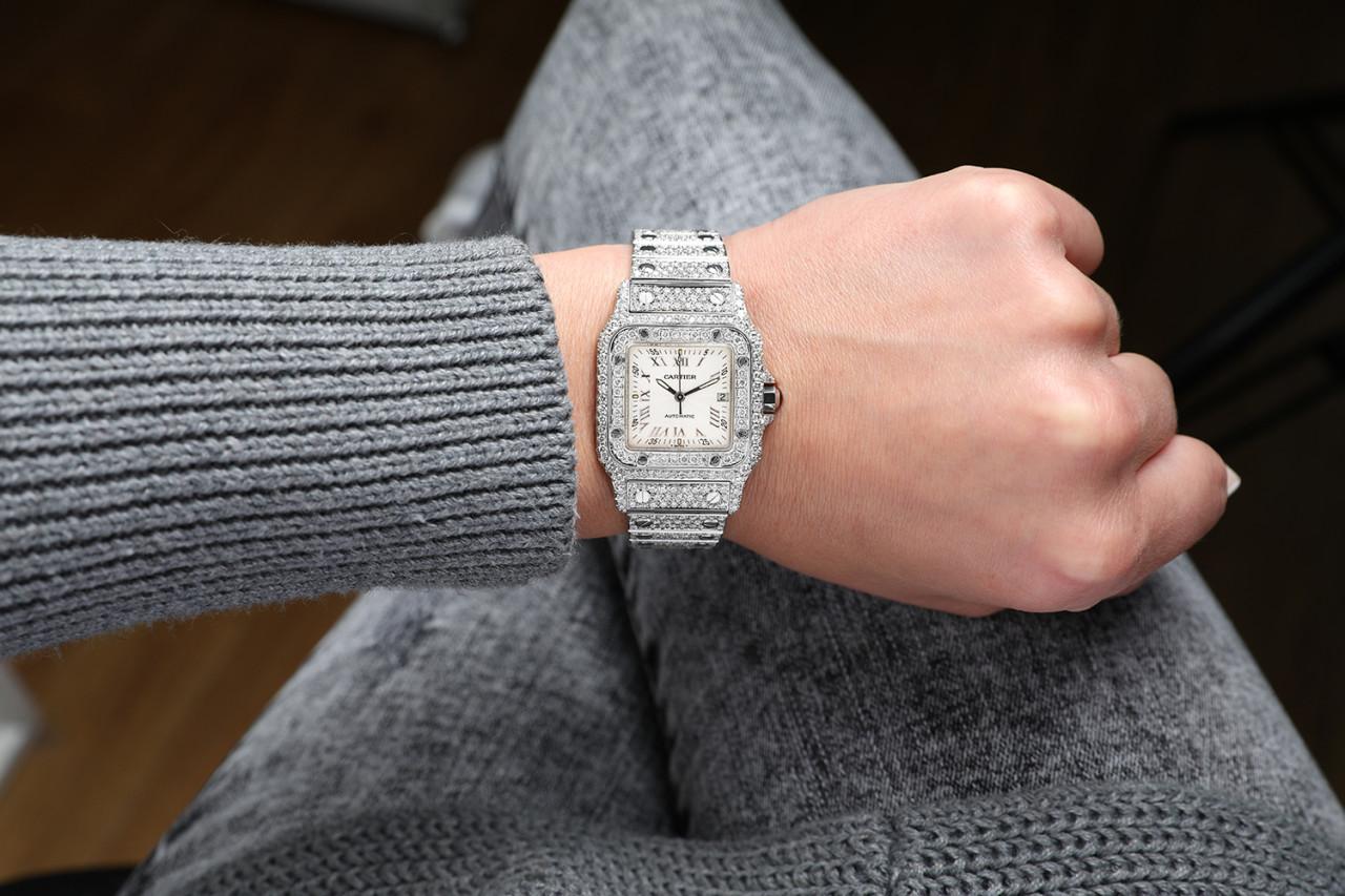 Cartier Santos Galbee Montre à quartz en acier inoxydable et diamants personnalisée 98790 Excellent état - En vente à New York, NY