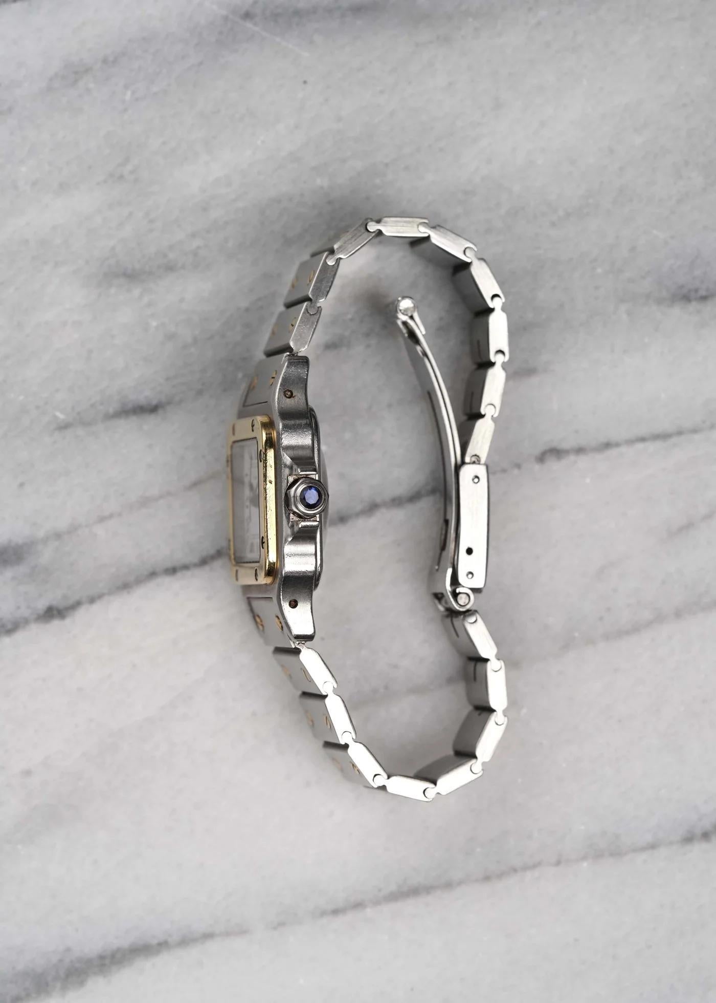 Reloj Cartier Santos bicolor para señora en acero inoxidable, años 90 en Bueno estado para la venta en New York, NY
