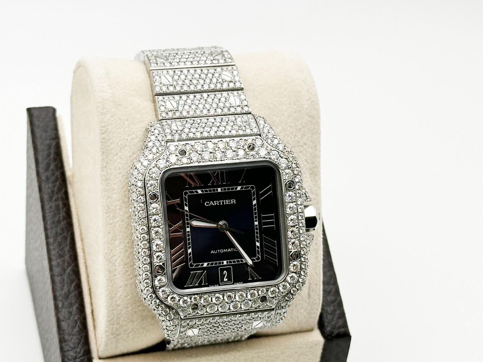 Cartier Santos Large 4072 WSSA0030 Blue Dial Diamond Encrusted Steel Box Paper im Zustand „Hervorragend“ im Angebot in San Diego, CA