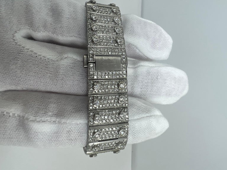 Cartier Santos Midsize Diamond Watch In Excellent Condition For Sale In New York, NY