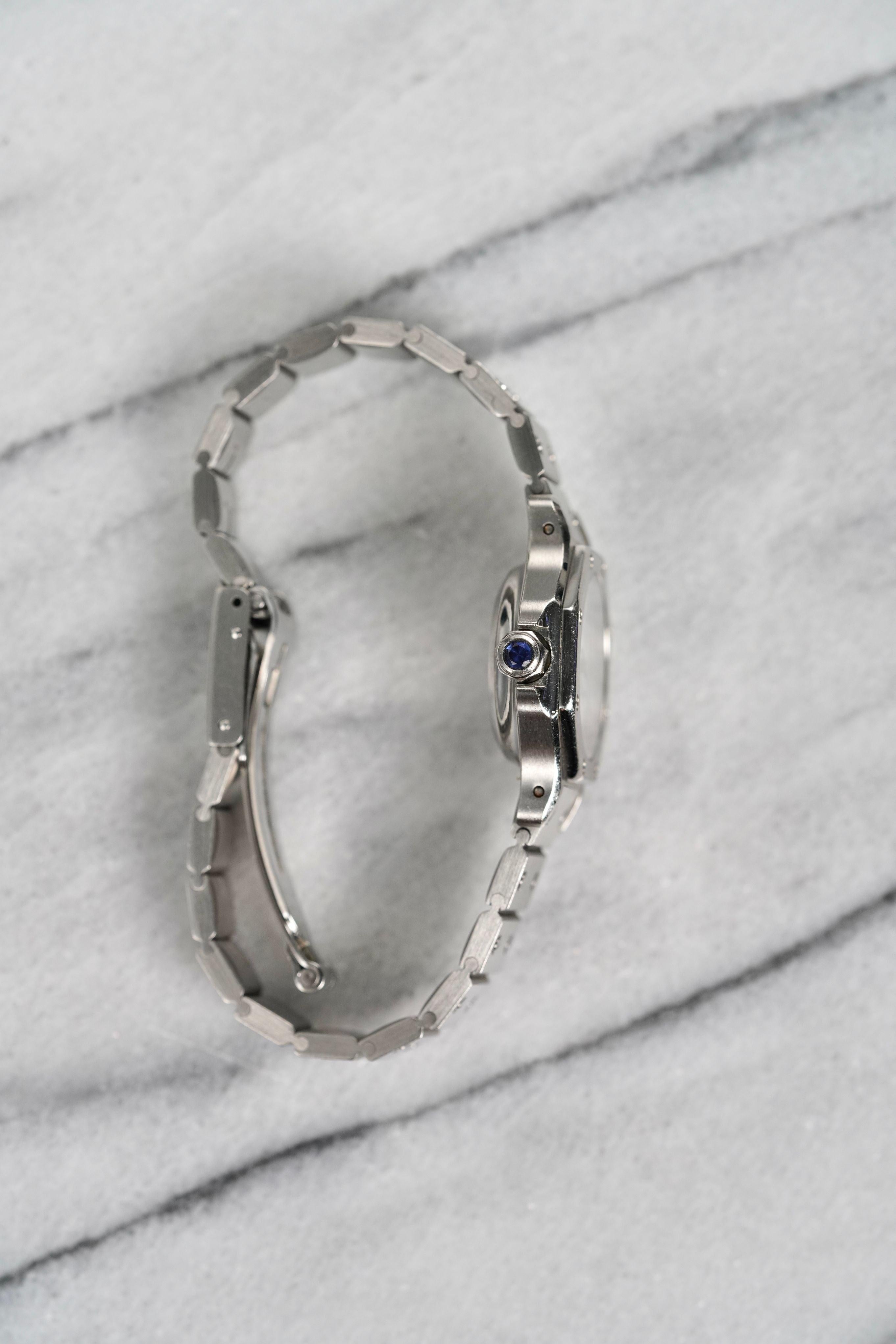 Reloj Cartier Santos Octógono Blanco Esfera Romana de Acero Inoxidable, Años 1980-90 en Bueno estado para la venta en New York, NY