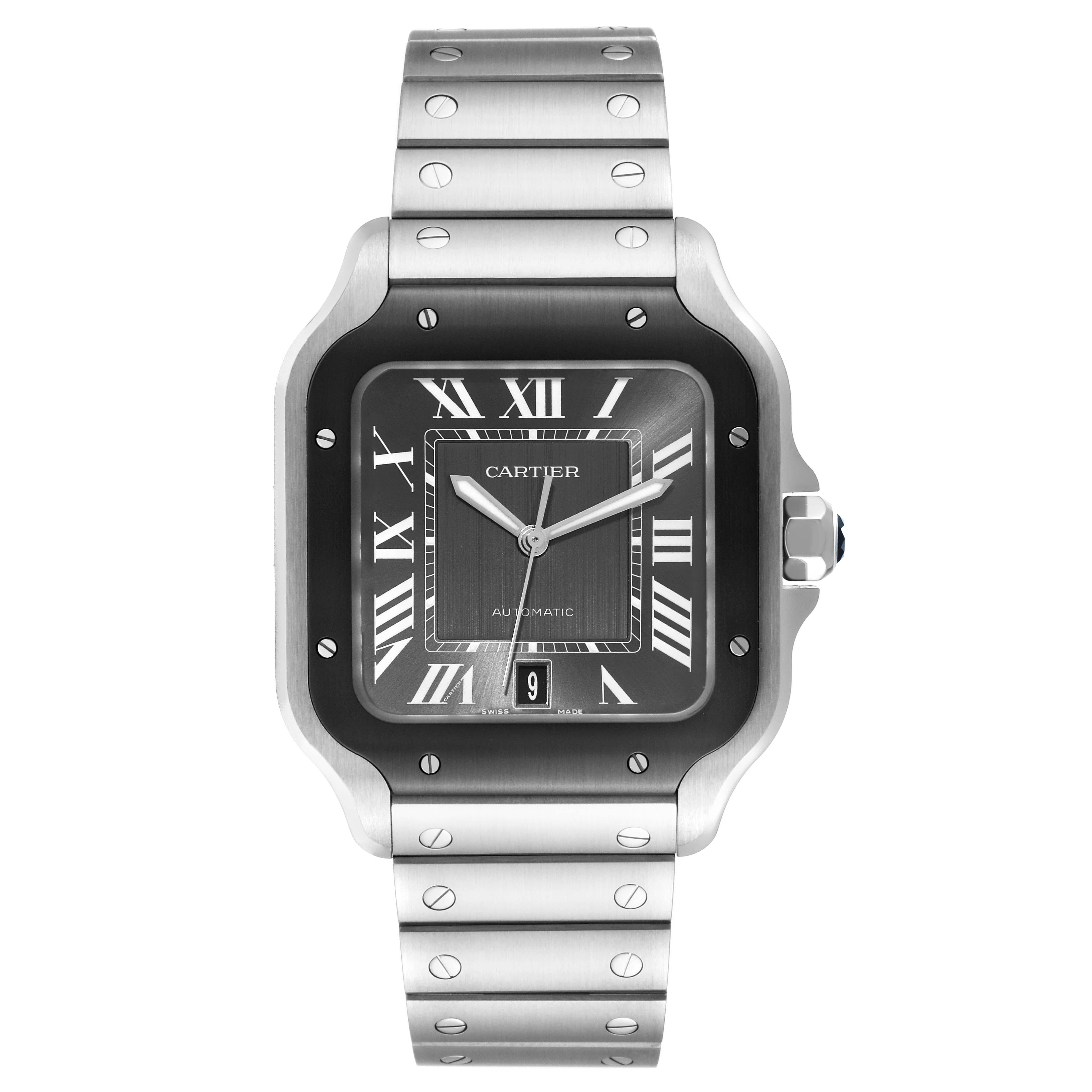 Cartier Santos Acciaio DLC Quadrante Grigio Orologio Uomo WSSA0037 Box Cardc. Movimento automatico a carica automatica. Cassa in acciaio inox 39,8 x 47,5 mm. Corona ottagonale con spinello nero sfaccettato. Lunetta in acciaio inossidabile spazzolato