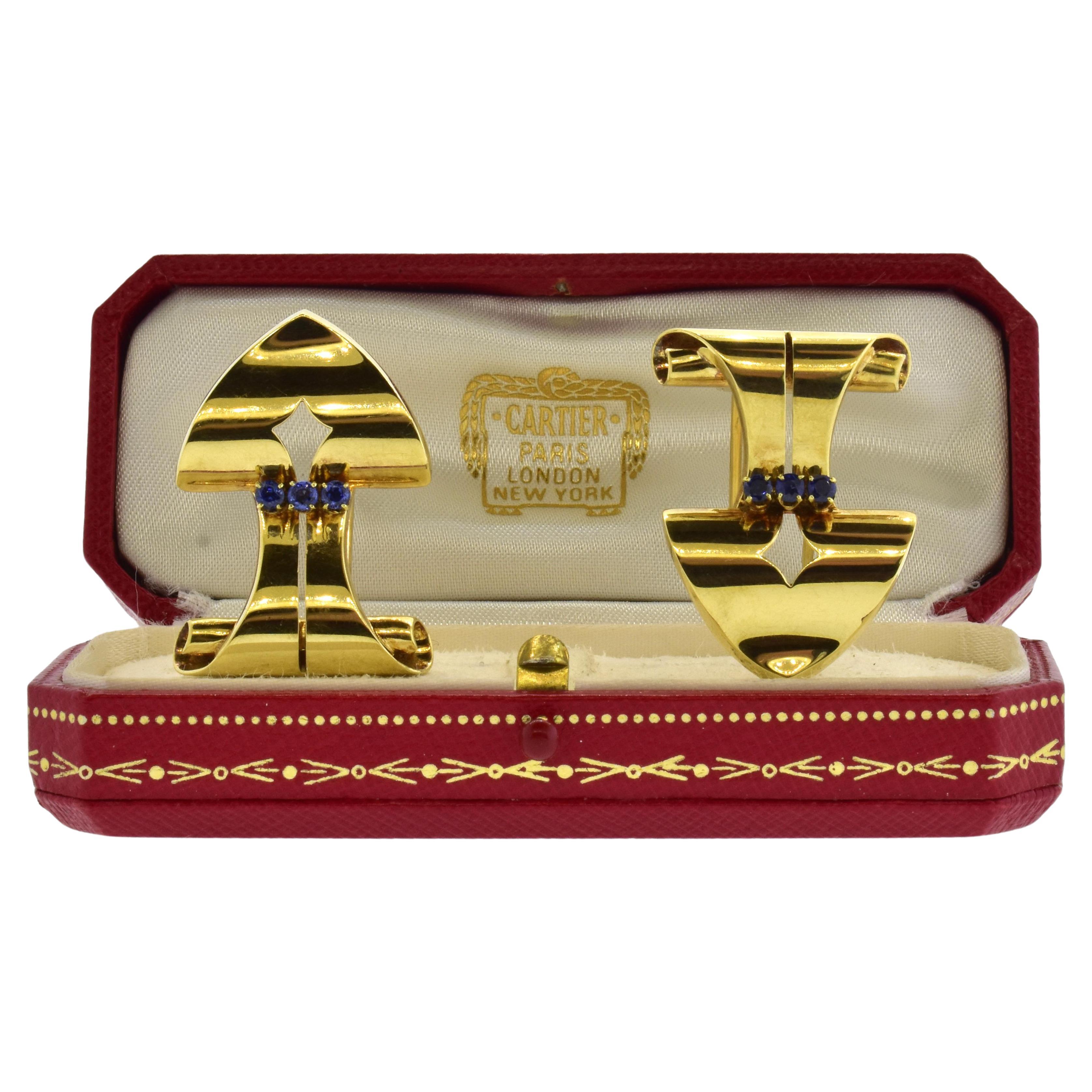 Cartier Saphir und Gelbgold Doppel-Clips, um 1935 im Angebot
