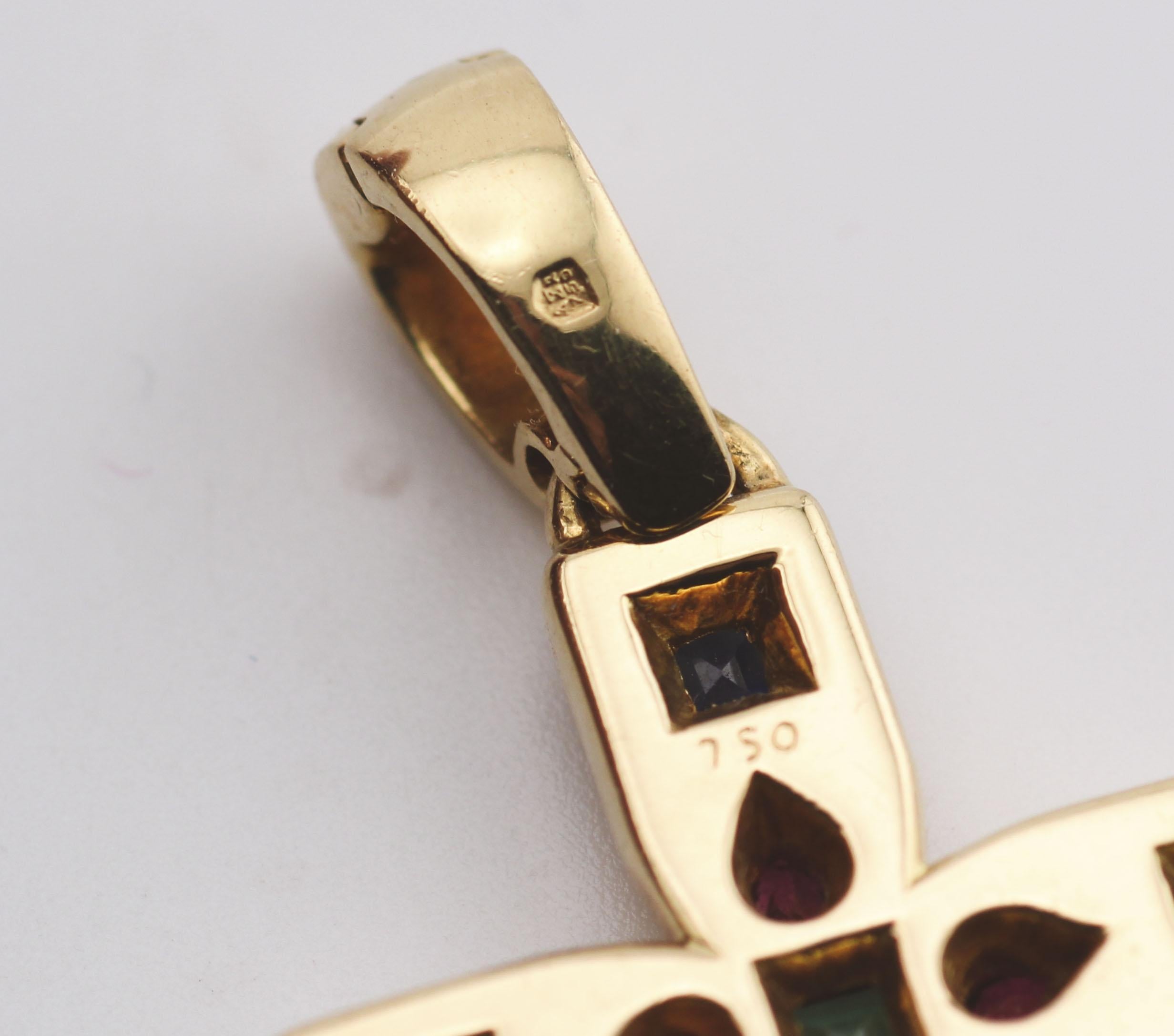 Colgante Cruz Bizantina Zafiro Rubí Esmeralda 18k Oro Amarillo Cartier 4