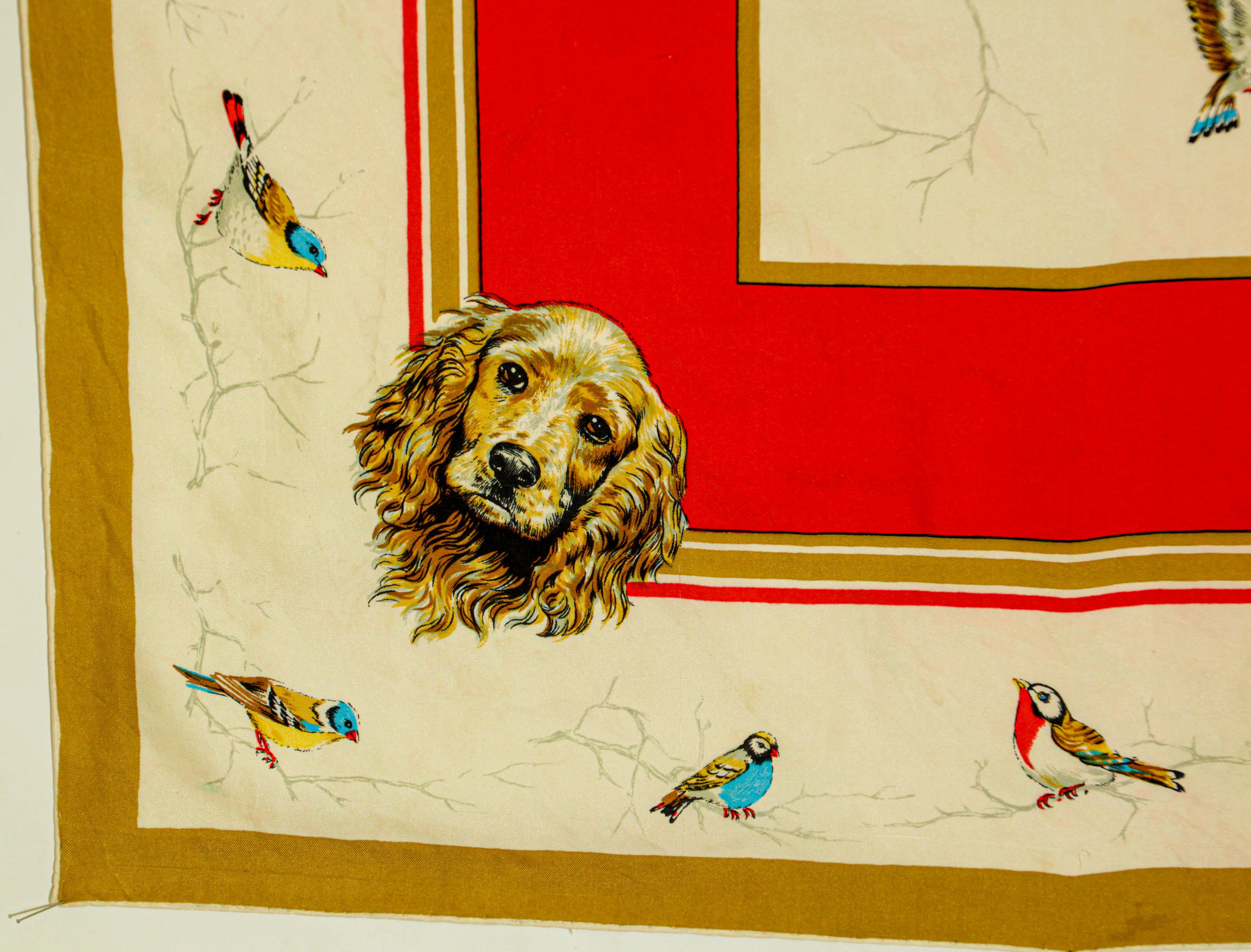 Britischer Seidenschal mit Jagdszenen-Motiv aus der britischen Vintage-Zeit mitcker- und Vogelmotiv (Beige) im Angebot
