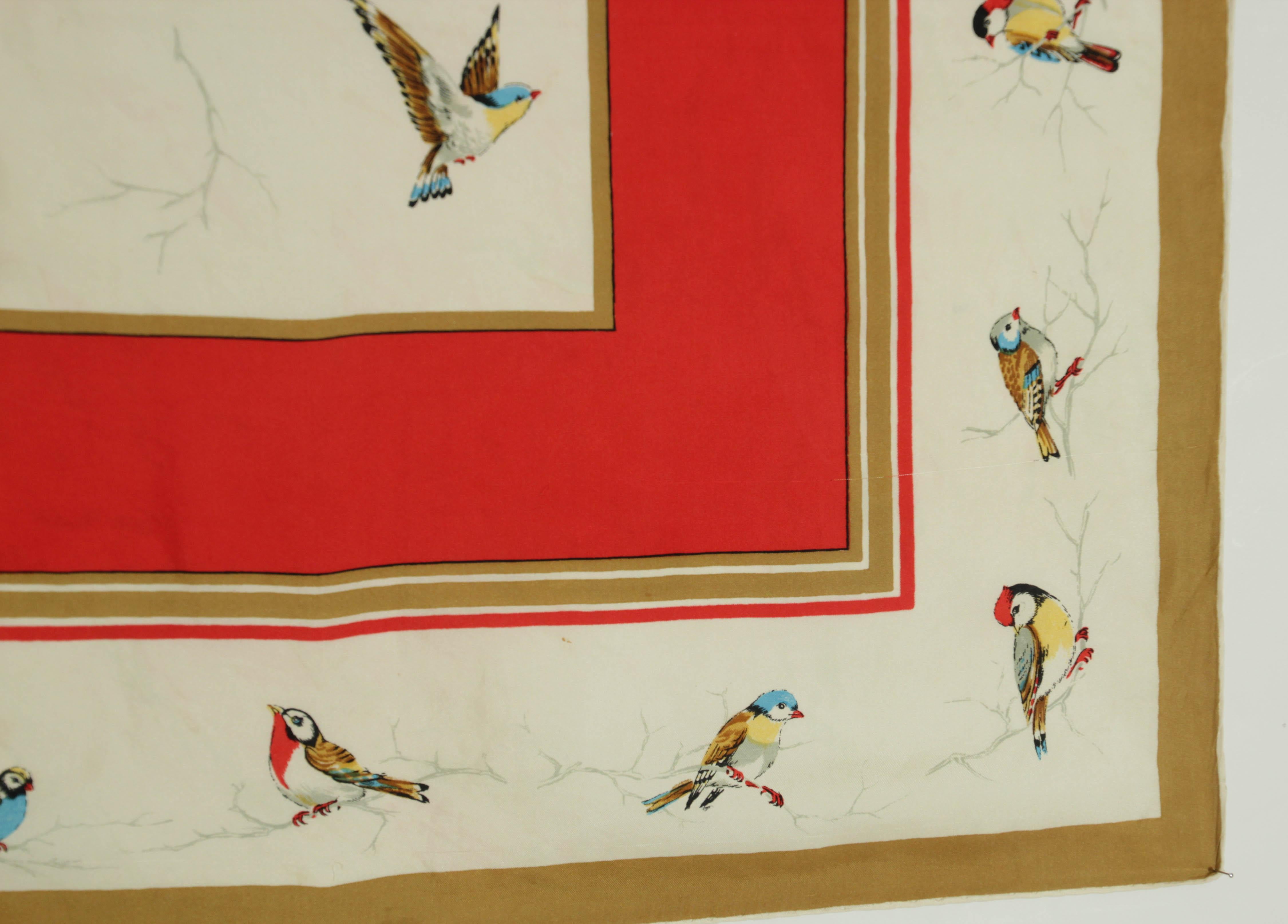 Britischer Seidenschal mit Jagdszenen-Motiv aus der britischen Vintage-Zeit mitcker- und Vogelmotiv im Angebot 2