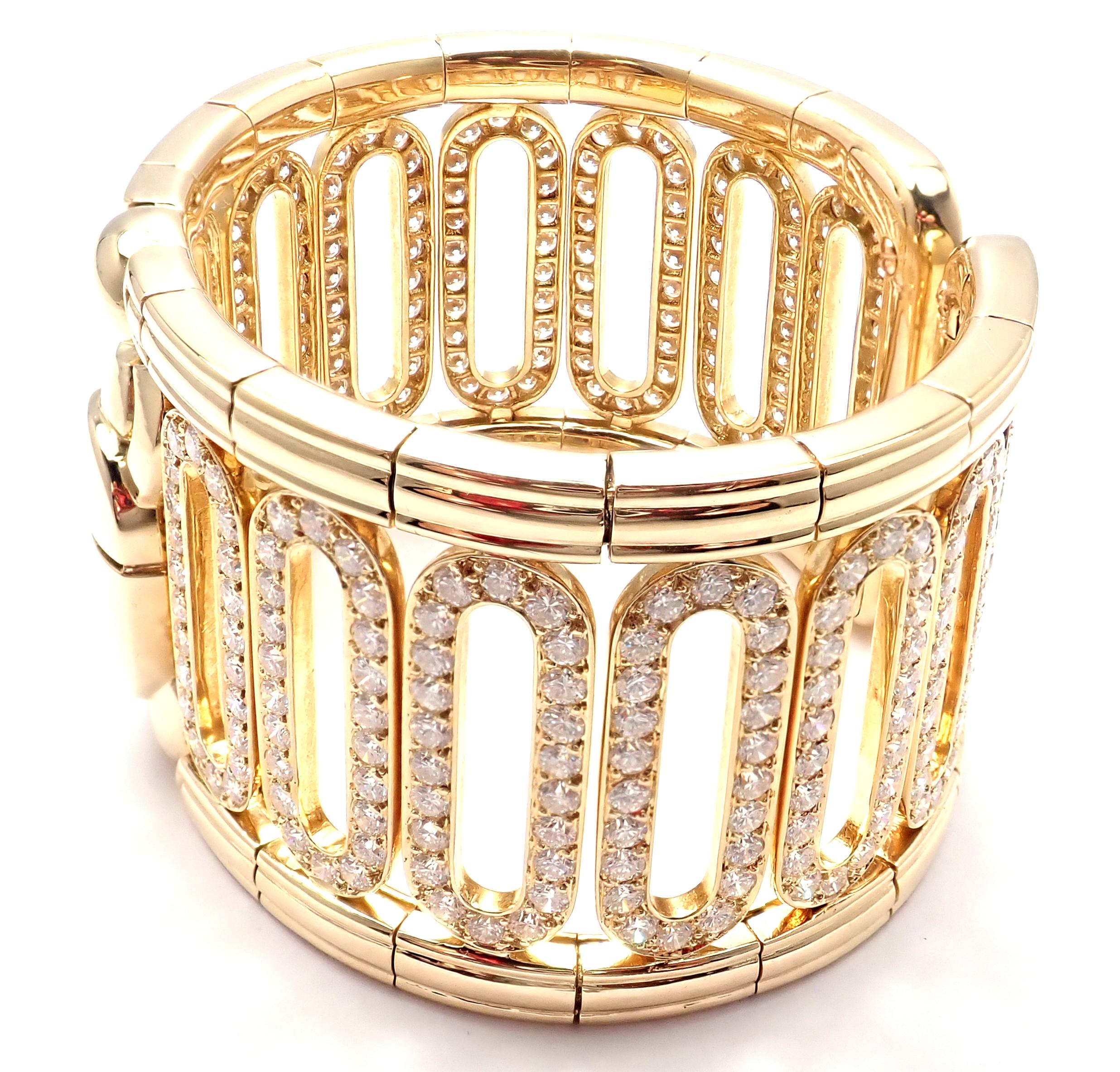 Brilliant Cut Cartier Scarab 15.4 Carat Diamond Yellow Gold Cuff Bangle Bracelet