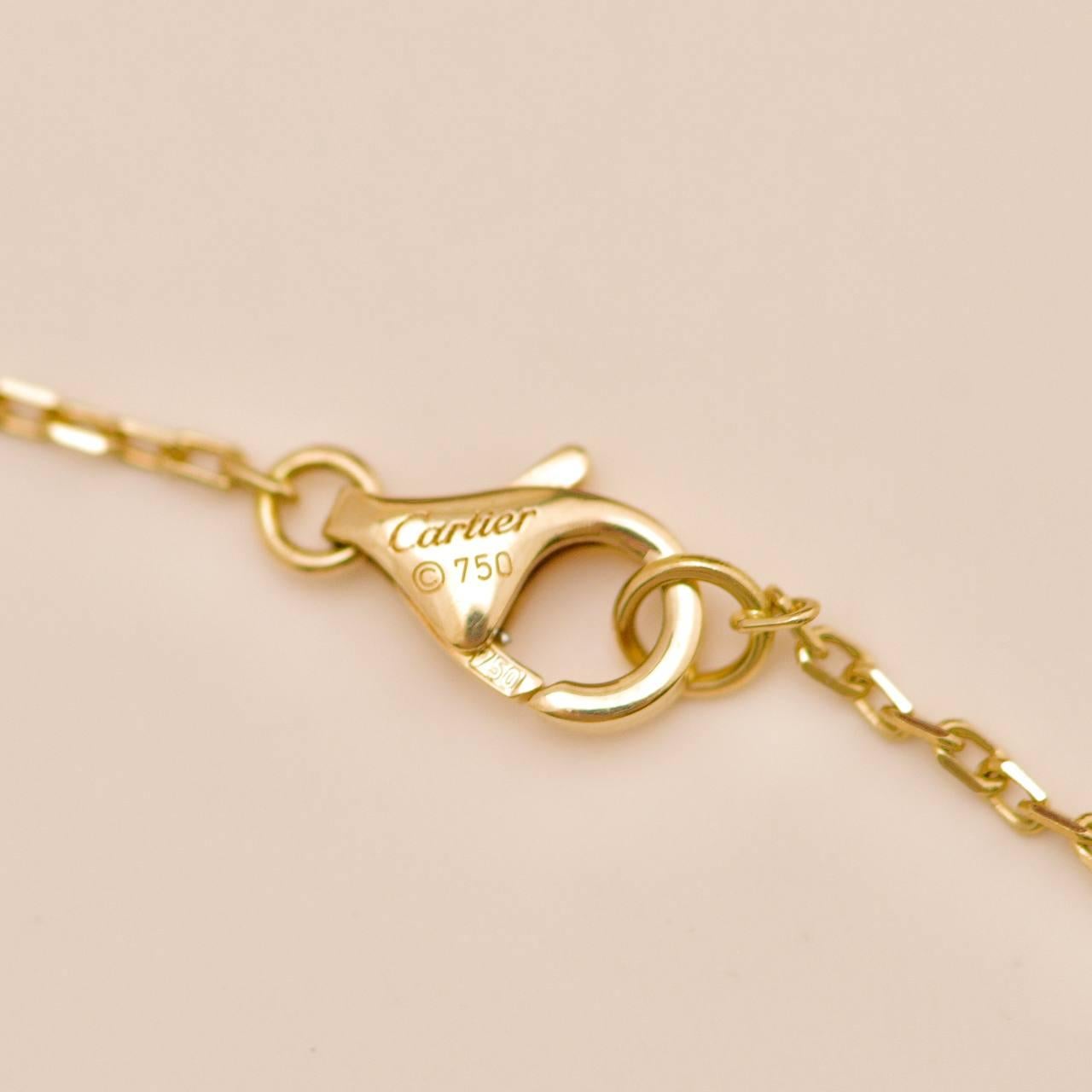 Collier pendentif en or jaune 18 carats Scarabée diamant Lapis Lazuli en vente 6