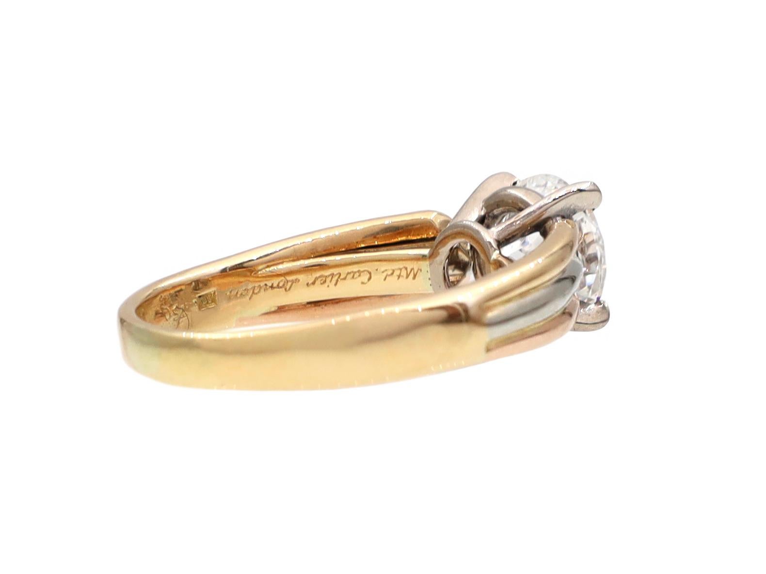 Cartier Set, GIA-zertifizierter 2,01 Karat Diamant Solitär Trinity Solitär Ring (Retro) im Angebot