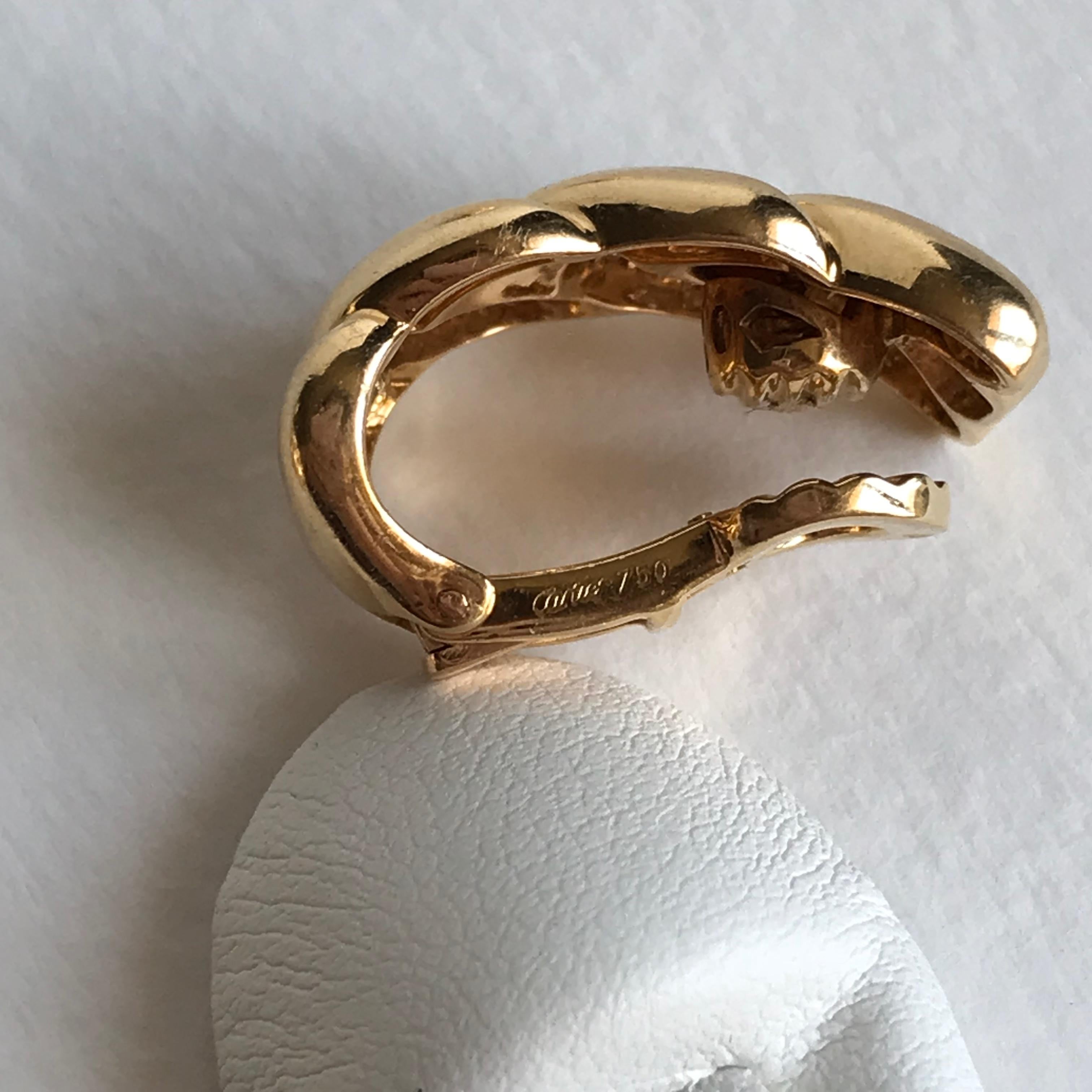 Cartier Set aus 18 Karat Gelbgold und Tresse-Diamanten Ohrringe und Ring im Angebot 9