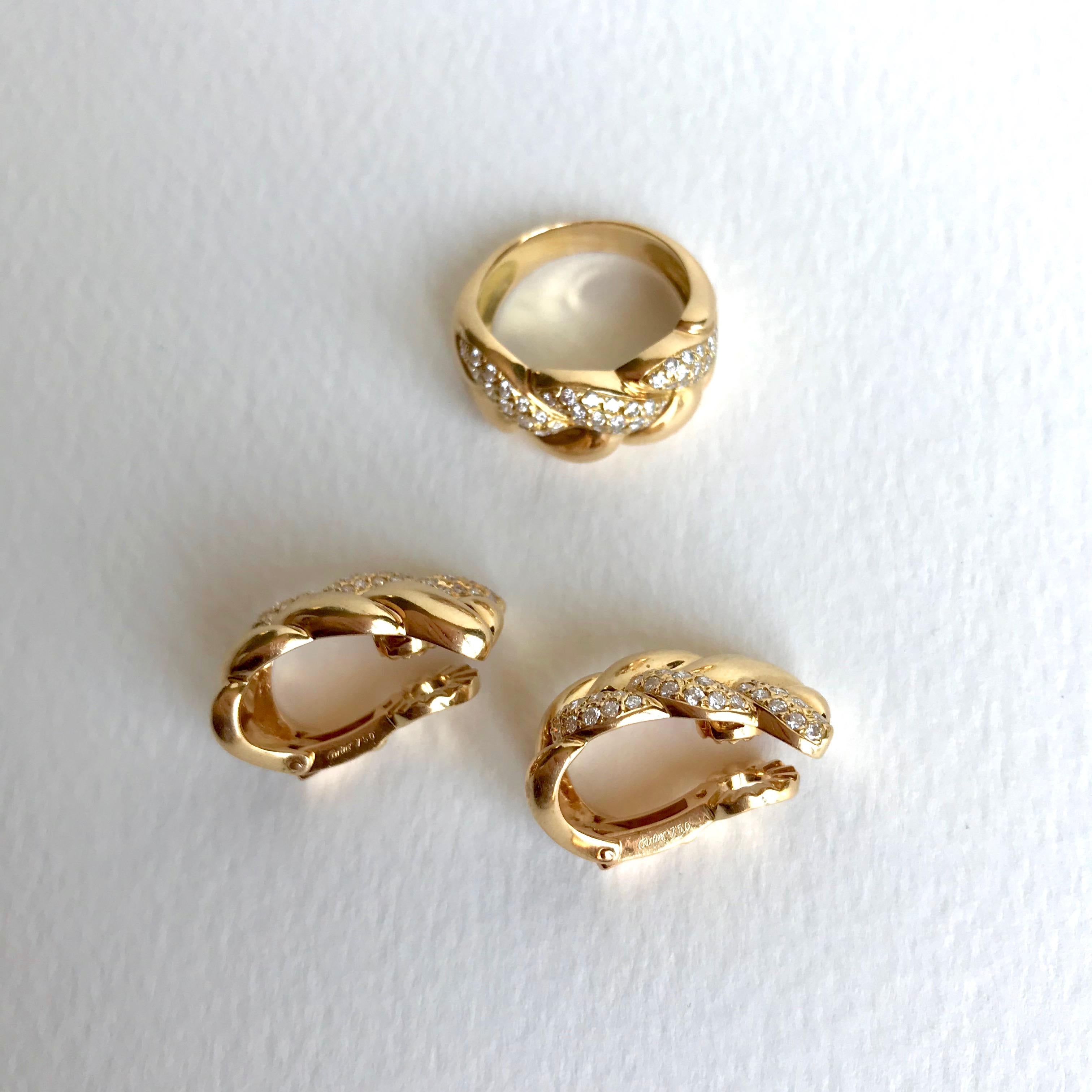 Cartier Set aus 18 Karat Gelbgold und Tresse-Diamanten Ohrringe und Ring im Angebot 4