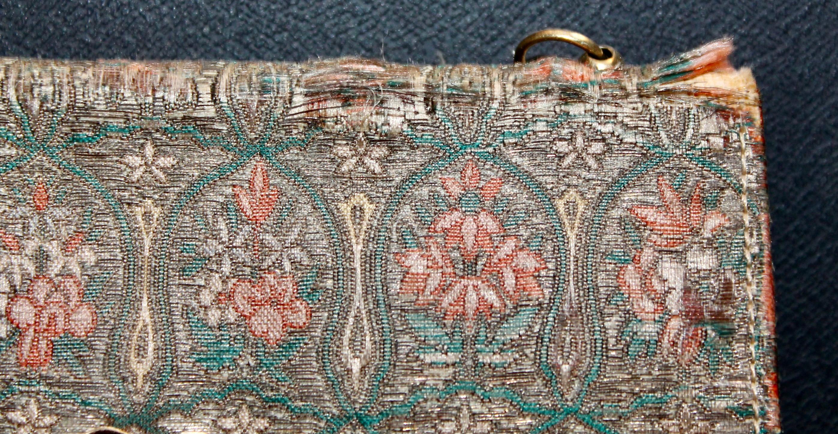 Cartier Silk Evening Bag, with gold clasp For Sale 9