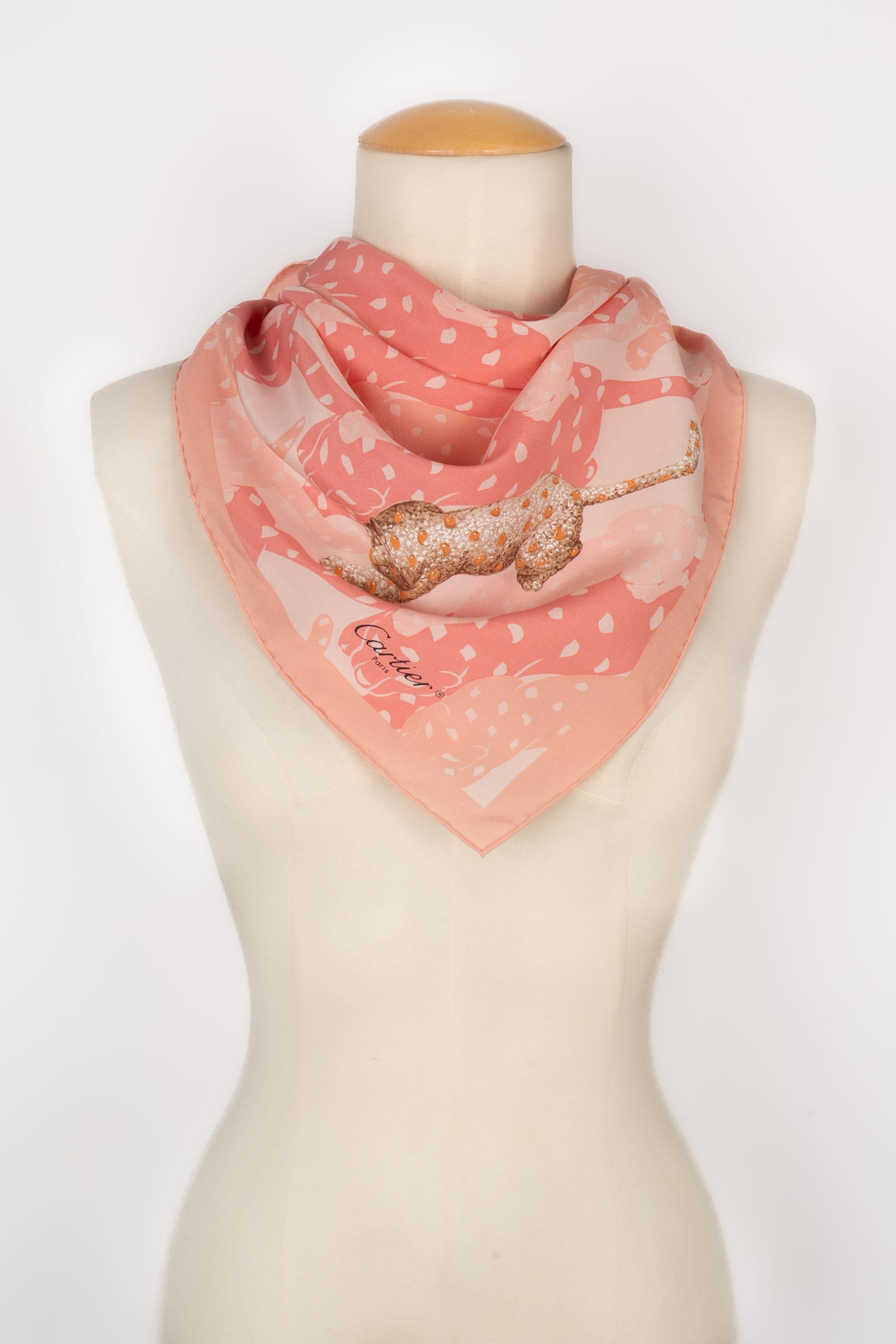 CARTIER - (Made in Italy) Silk foulard in pink tones.

Condition:
Very good condition

Dimensions:
68 cm x 68 cm

SKU:ACC185