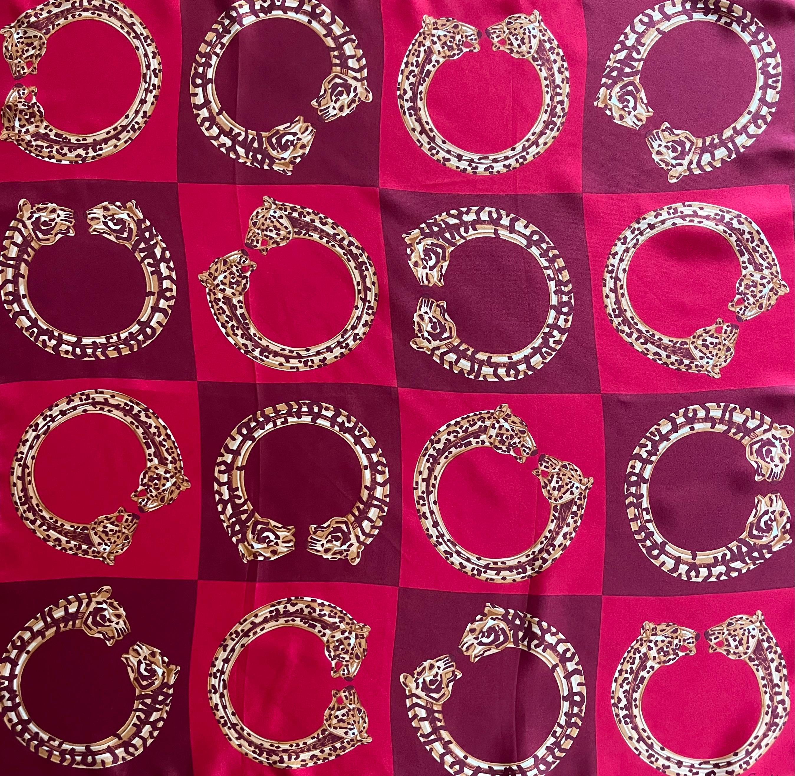 Cartier Seidenschal „Panther-Armband“ aus Seide (Rot) im Angebot