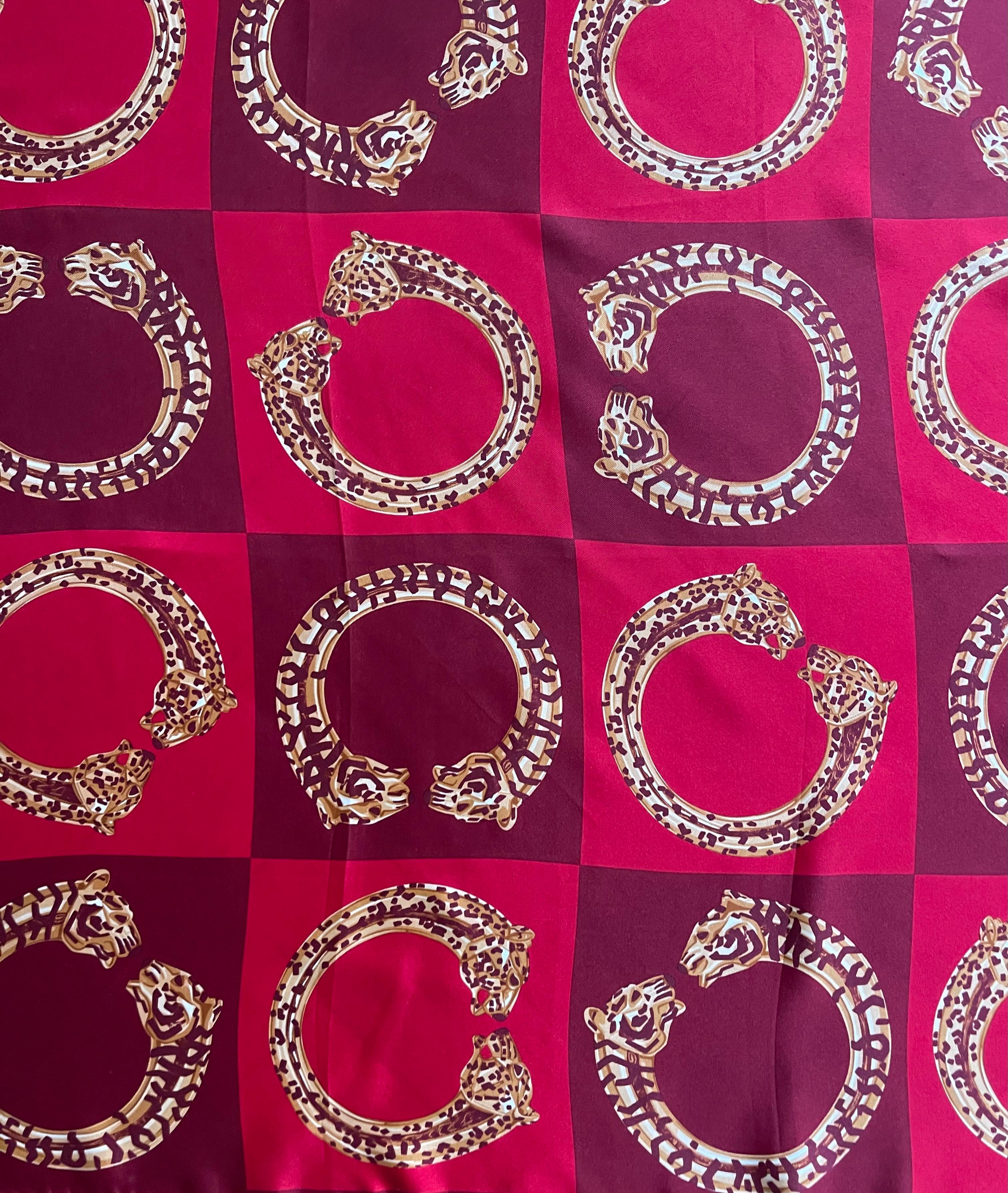 Cartier Seidenschal „Panther-Armband“ aus Seide im Angebot 2