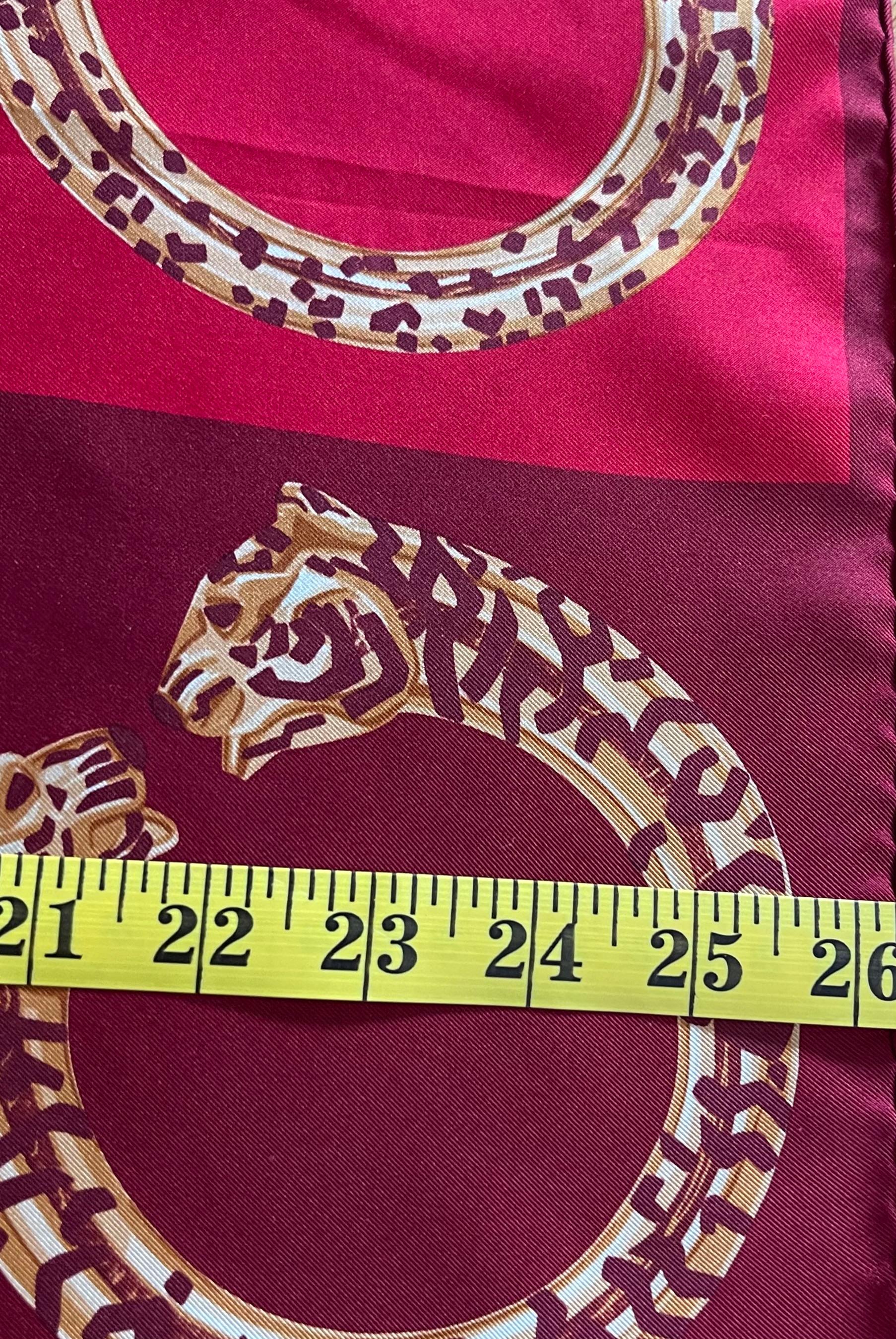 Cartier Seidenschal „Panther-Armband“ aus Seide im Angebot 4