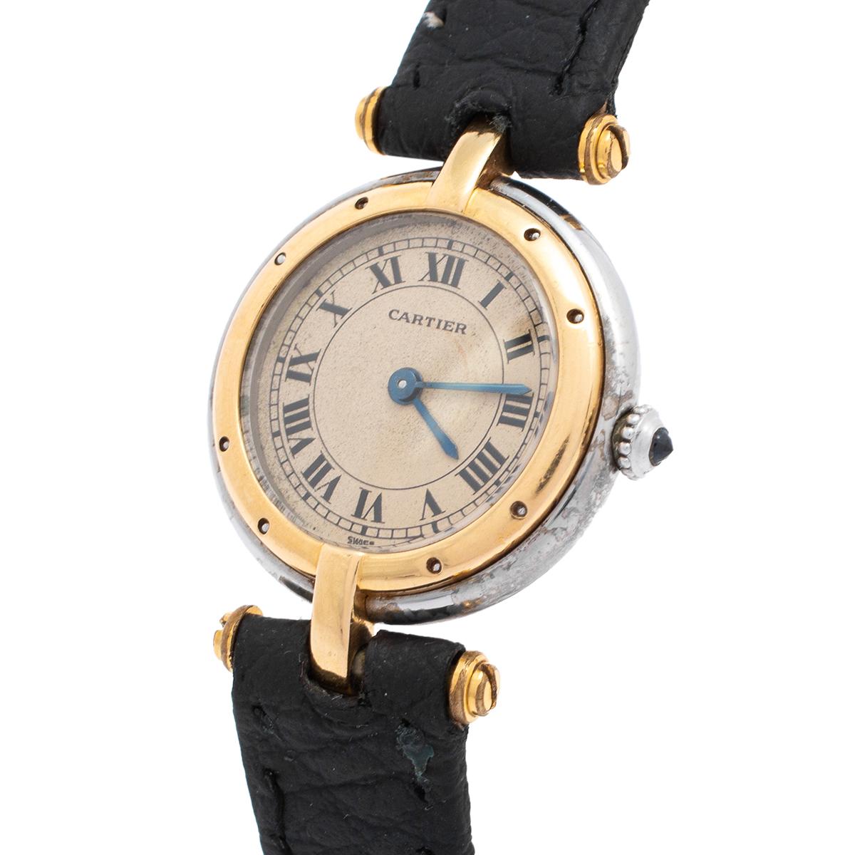 An icon from Cartier, this Cartier Panthère Vendome watch for women is an investment-worthy creation. It has a grand fusion of elegance and timeless charm in every detail, from the round case to the buckle clasp. Crafted in 18K yellow gold, the