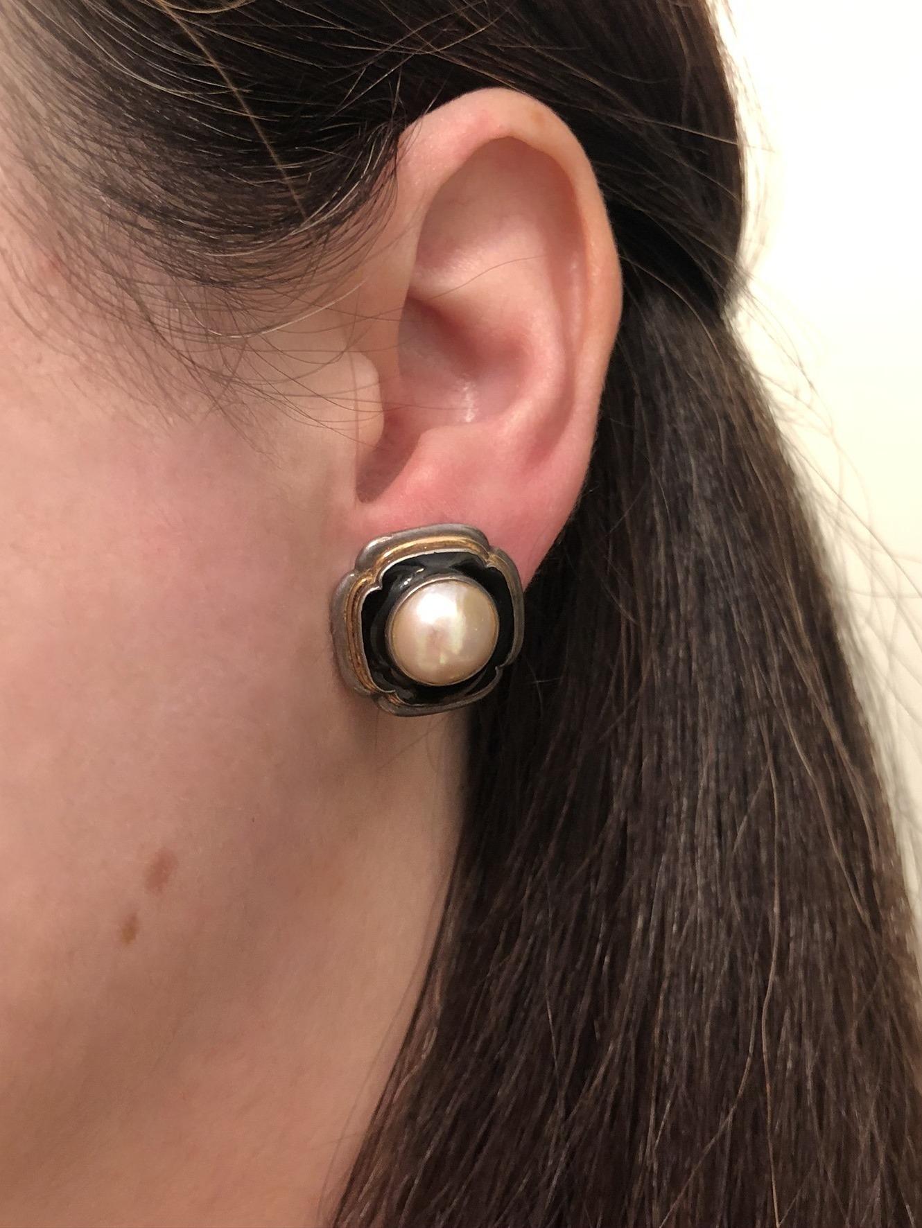 1940s pearl earrings