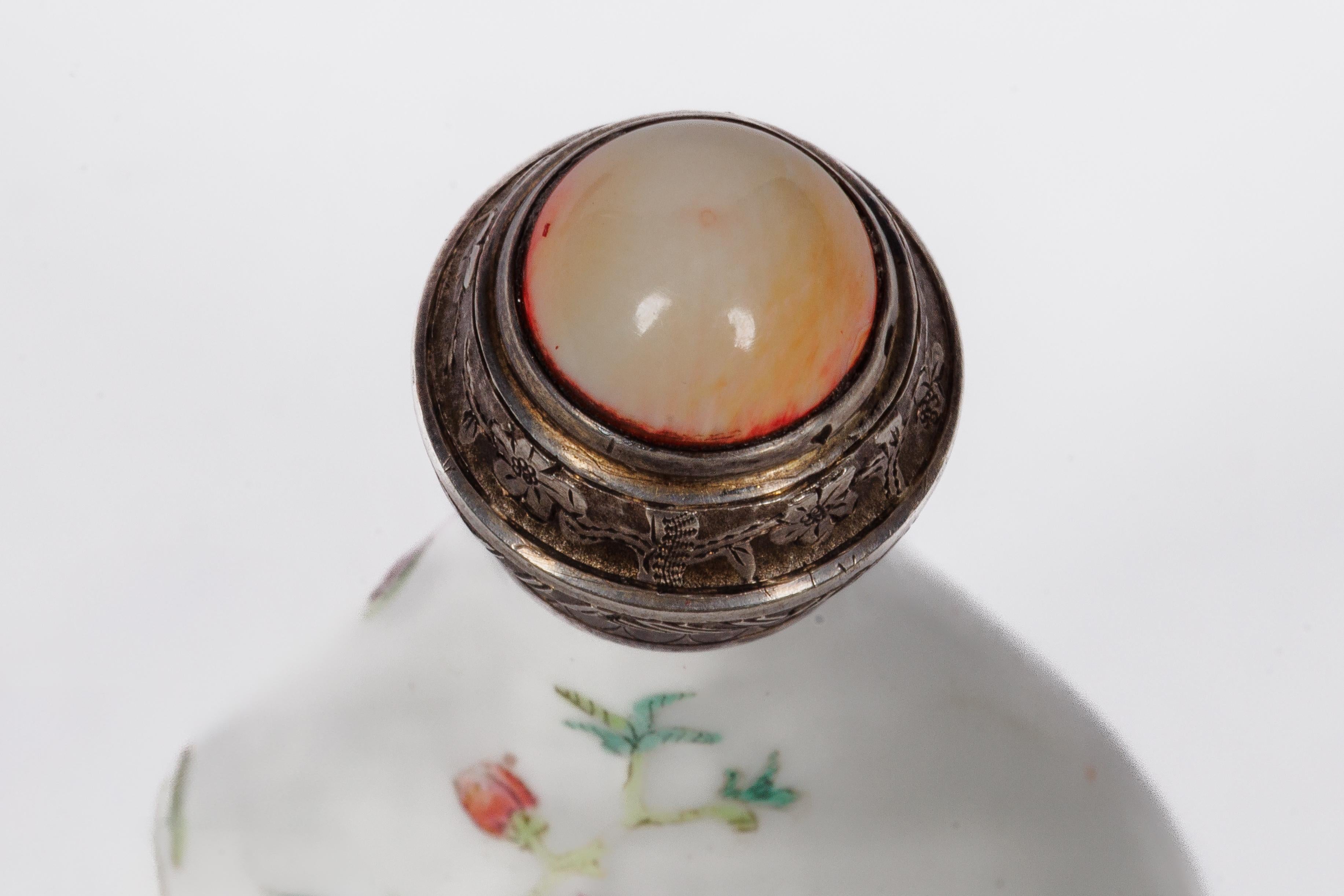 Cartier Silver-Mounted Chinese Porcelain Snuff Bottles in Original Box For Sale 6