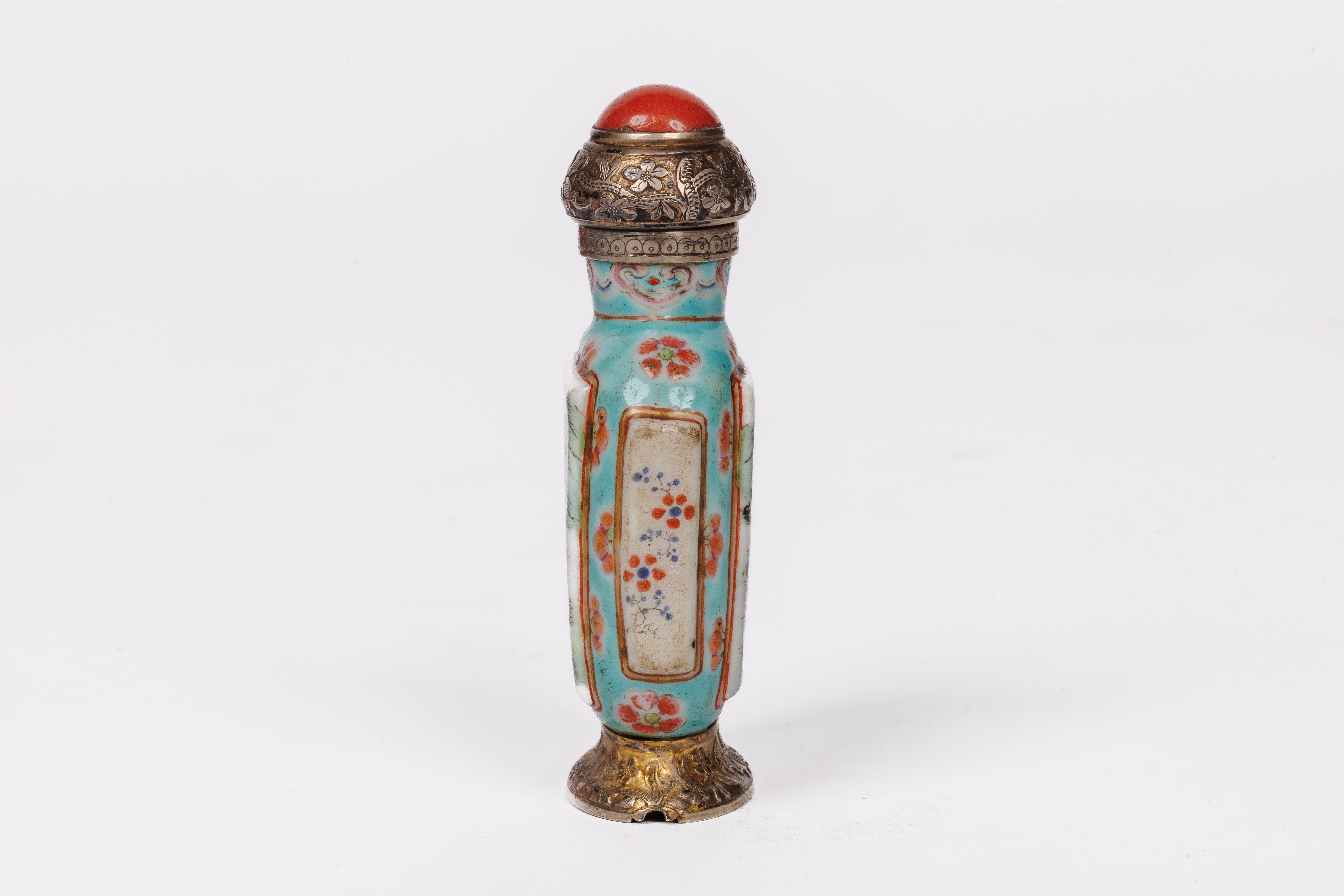 Cartier Silver-Mounted Chinese Porcelain Snuff Bottles in Original Box For Sale 10