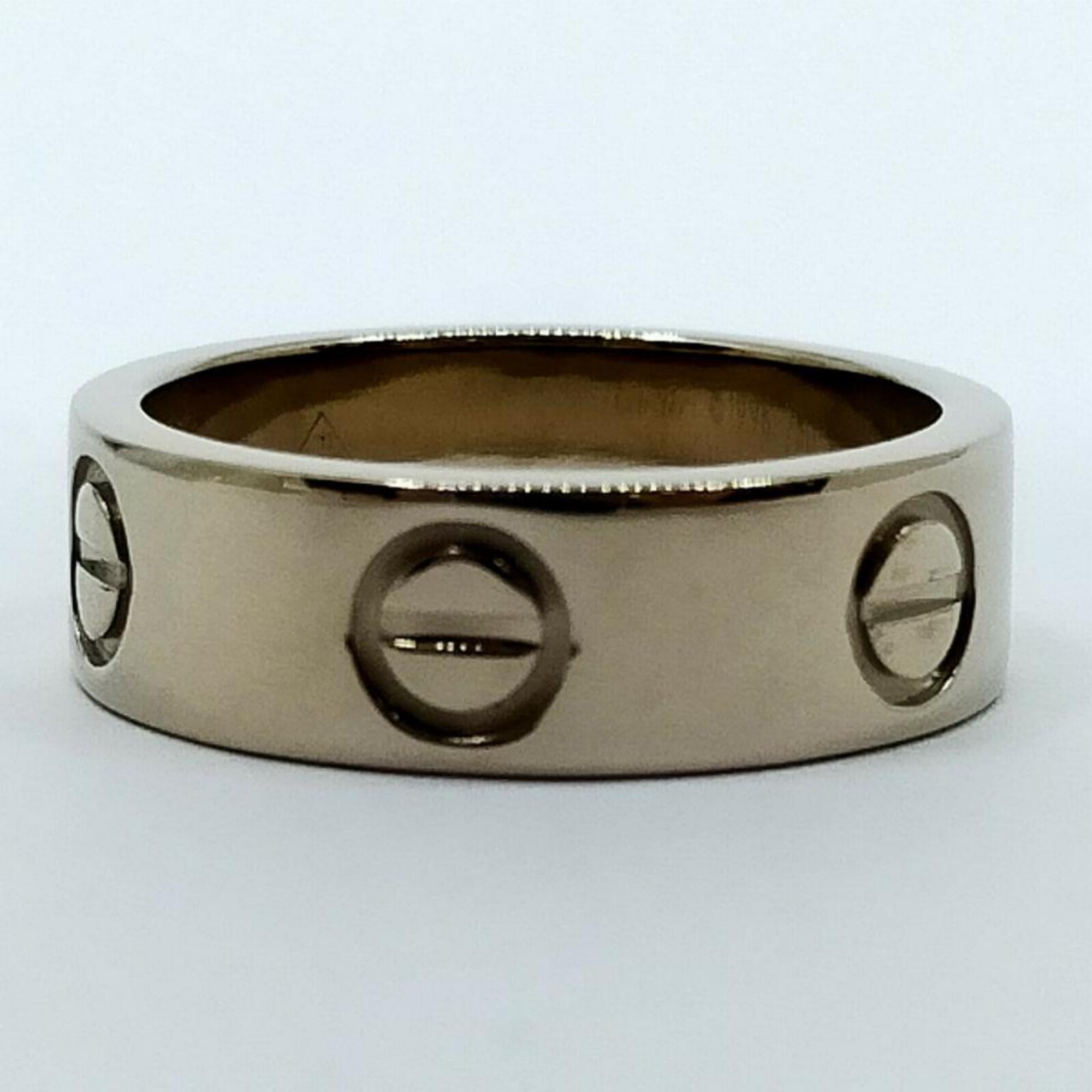 Cartier: 18 Karat Weißgold Love-Ring, Größe 4,5 863531 im Angebot 4