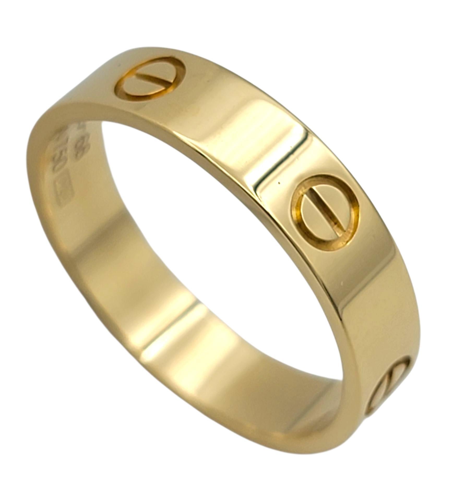 Contemporaneo Anello Cartier Small Model Unisex Love Band in oro giallo 18 carati, misura 68 in vendita