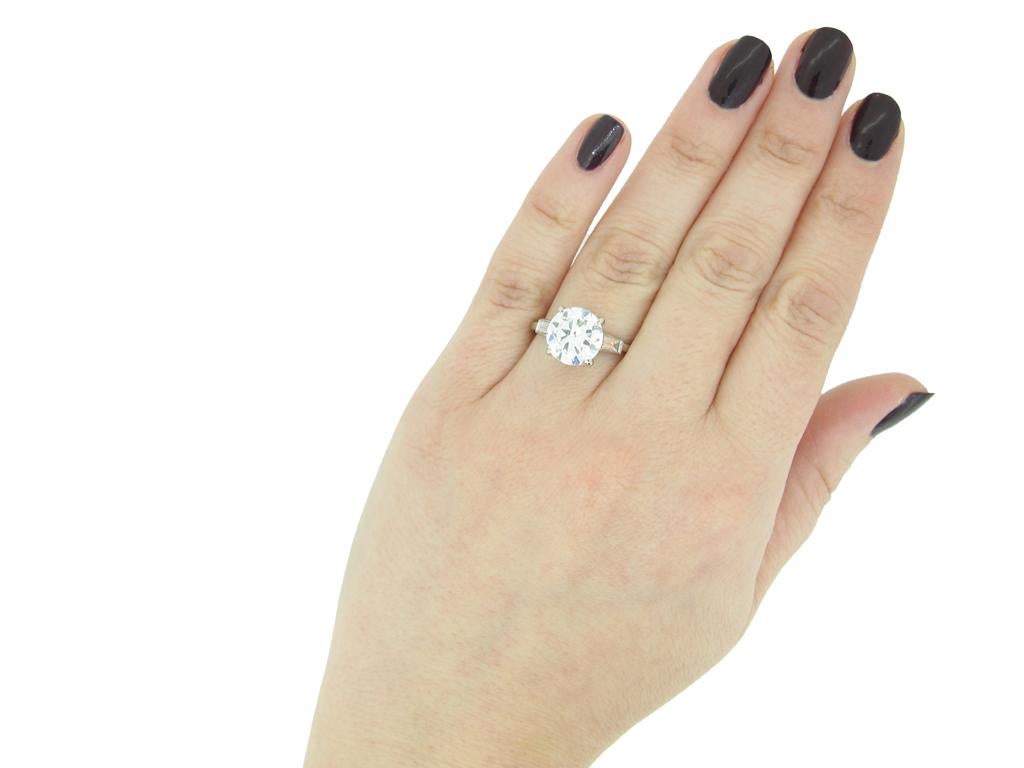 Cartier 3.27 carat Solitaire Diamond Platinum Engagement Ring For Sale 1