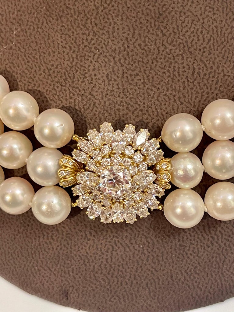 Cartier South Sea Three Layer Pearl Necklace with 1.6 Ct Solitaire Diamond Clasp In Excellent Condition For Sale In New York, NY