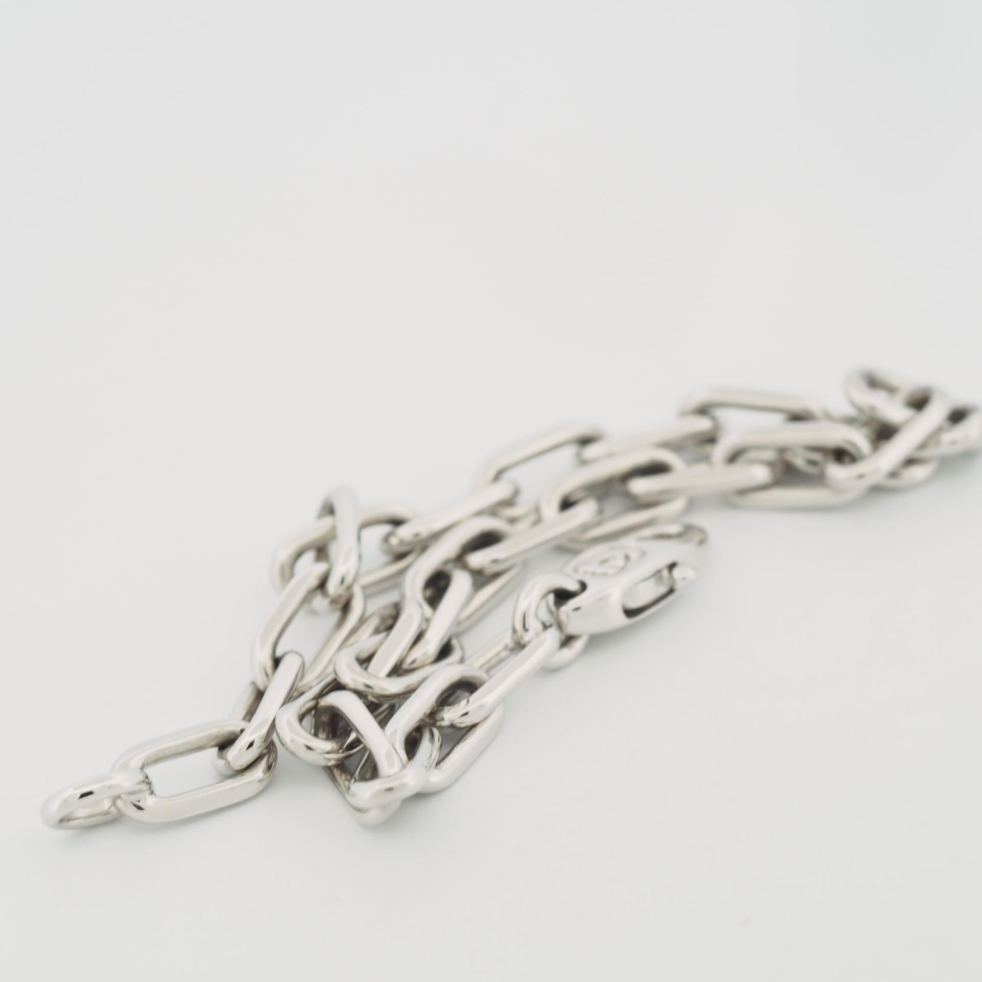 Women's or Men's Cartier Spartacus Bracelet 18K White Gold 7.48 Inches