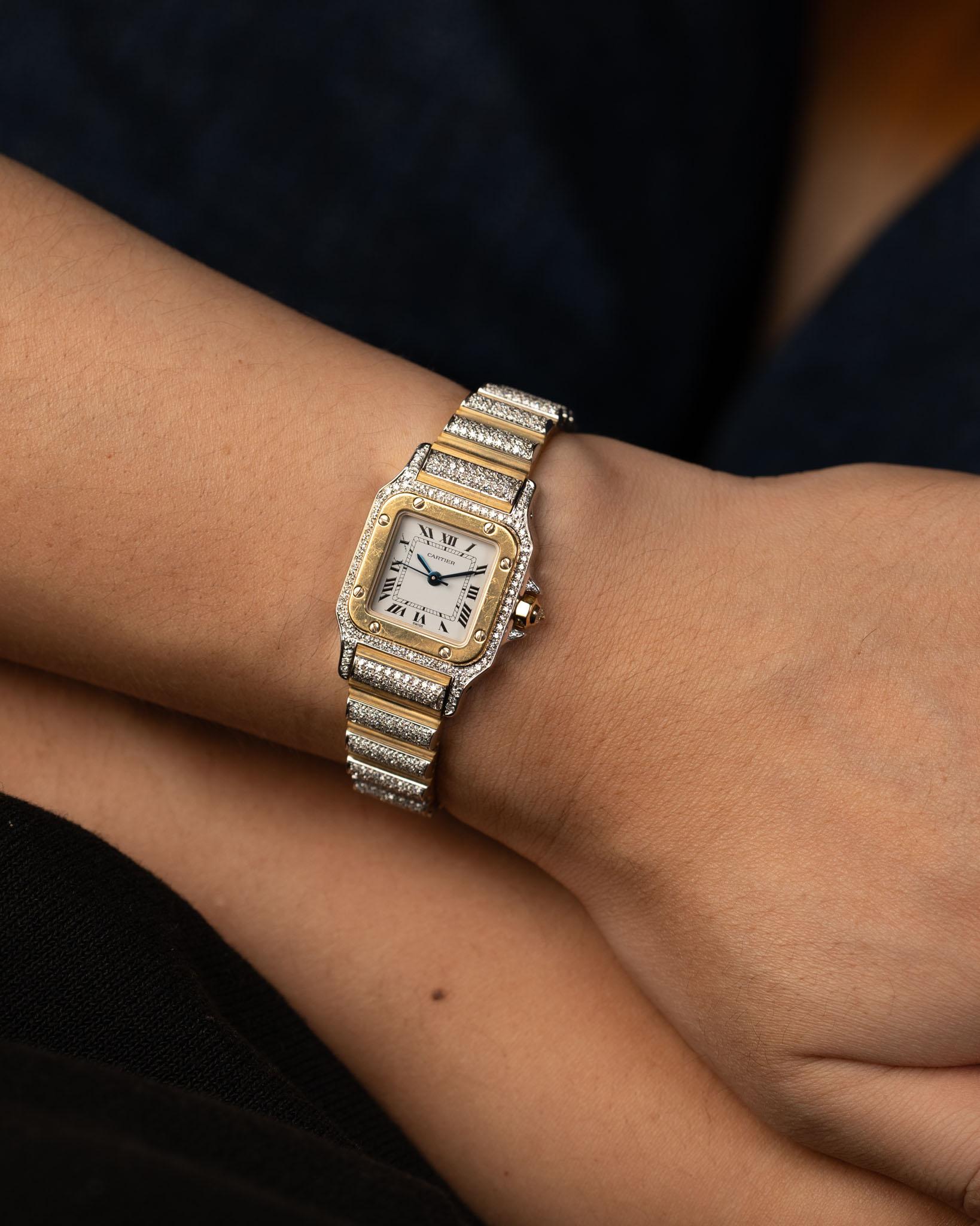 Cartier Special Order Santos Carree 170916 Factory Pave Diamonds Deux Or im Zustand „Gut“ im Angebot in SYDNEY, AU