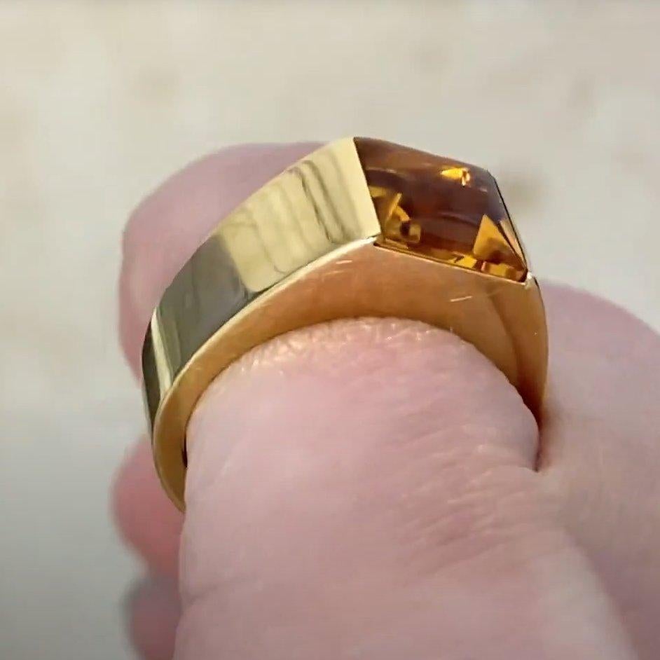 Bague Cartier carrée en or jaune 18 carats avec citrine naturelle (environ 0,80 carat) Pour femmes en vente
