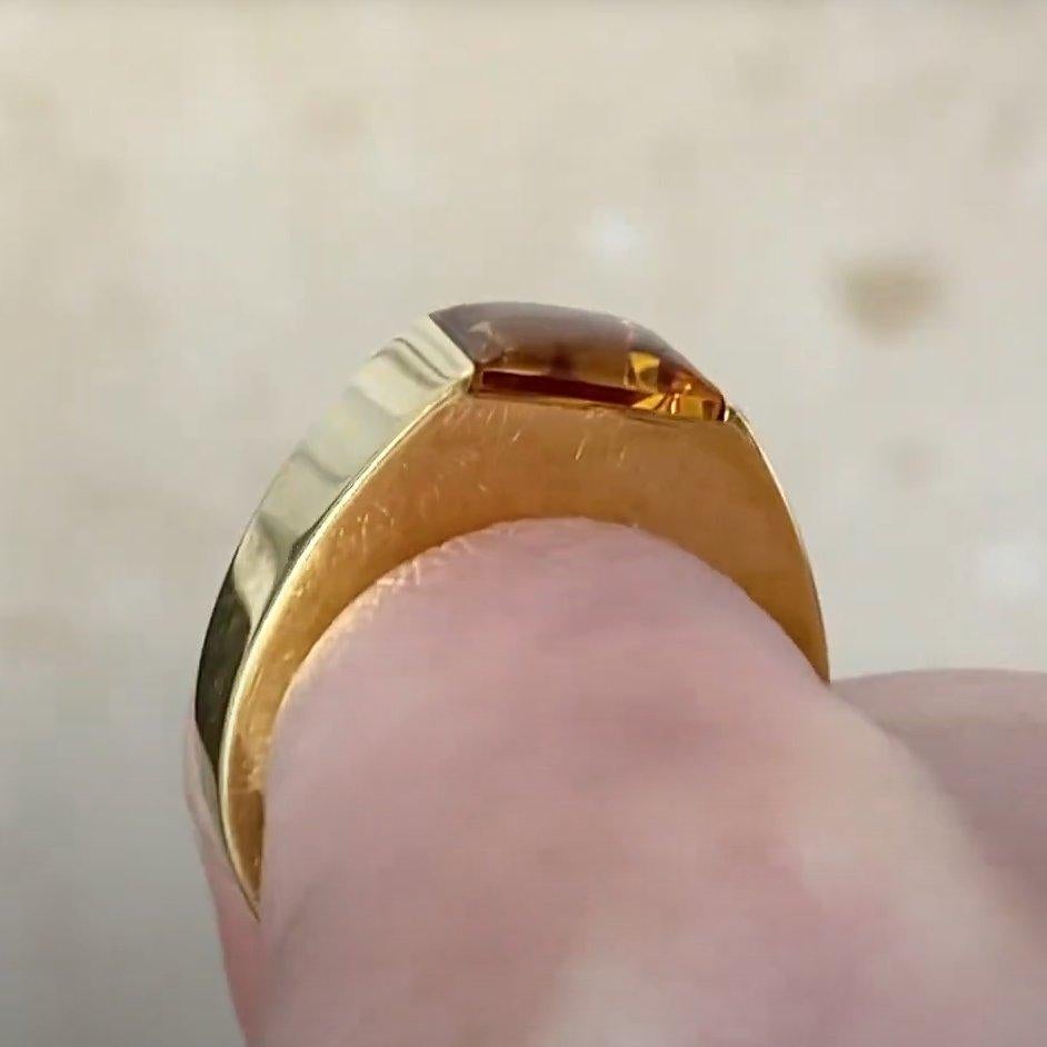 Bague Cartier carrée en or jaune 18 carats avec citrine naturelle (environ 0,80 carat) en vente 1