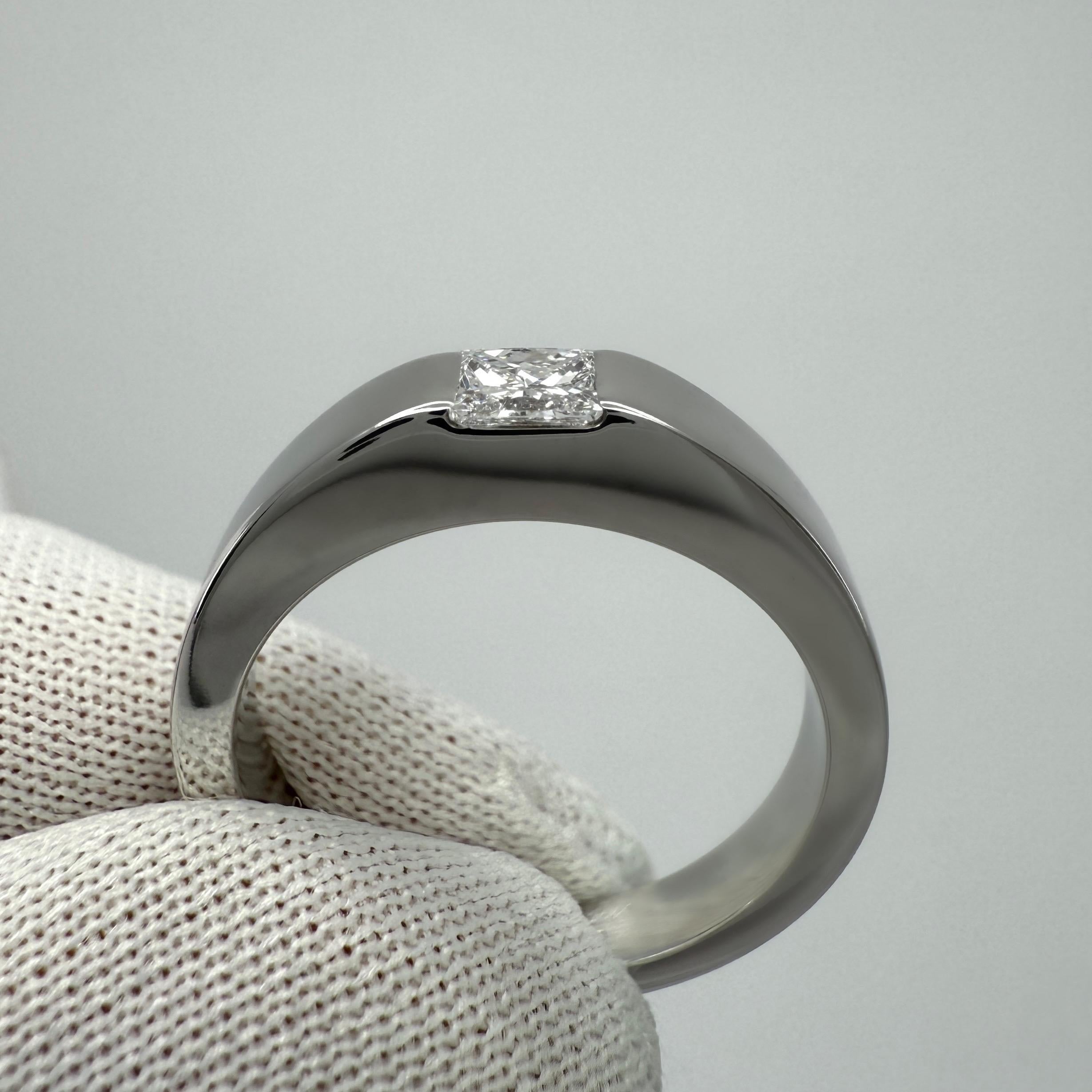 Cartier Square Princess Cut 0.25ct Diamond 18k White Gold Solitaire Band Ring 50 For Sale 1