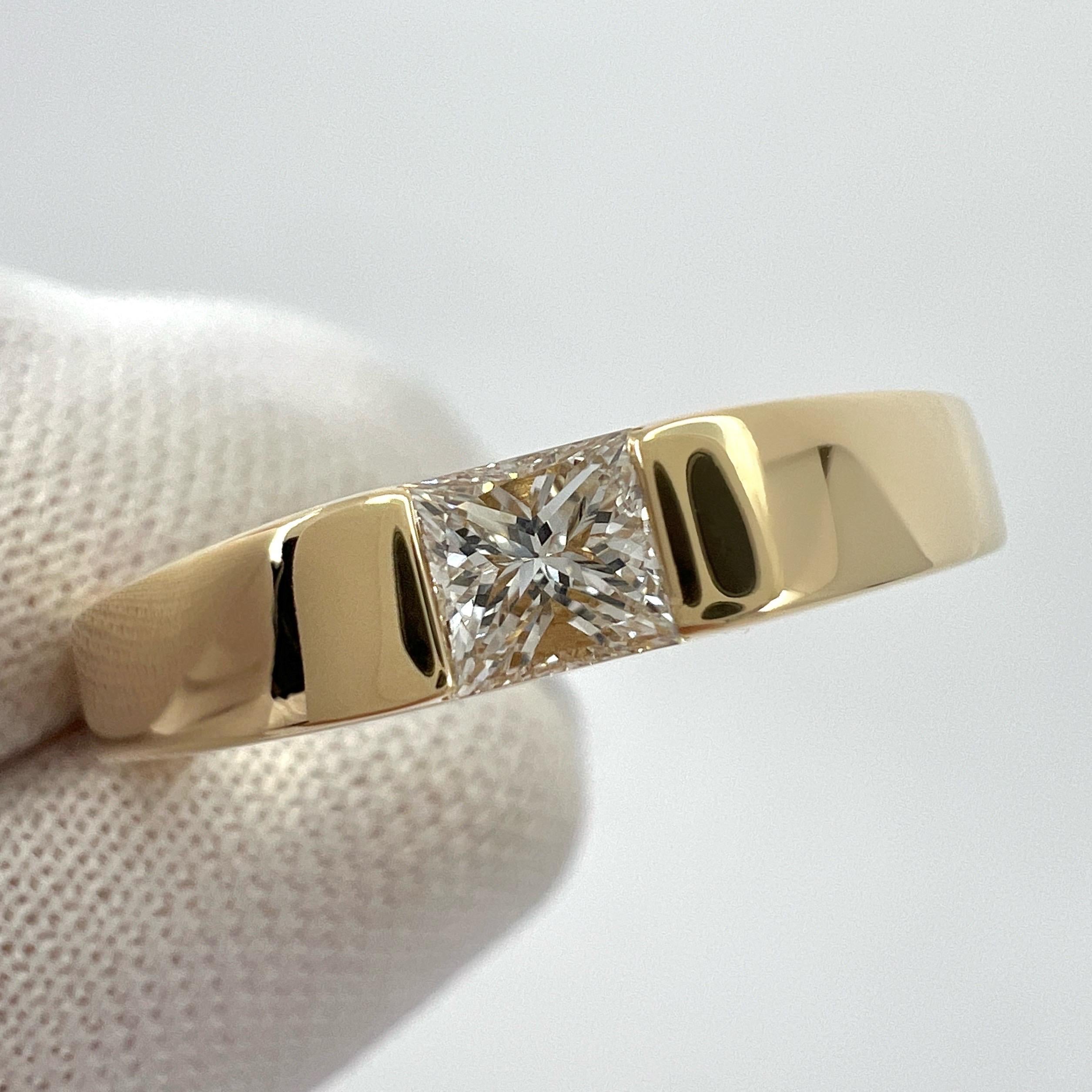 Cartier Square Princess Cut 0.25ct Diamond 18k Yellow Gold Solitaire Band Ring  In Excellent Condition For Sale In Birmingham, GB