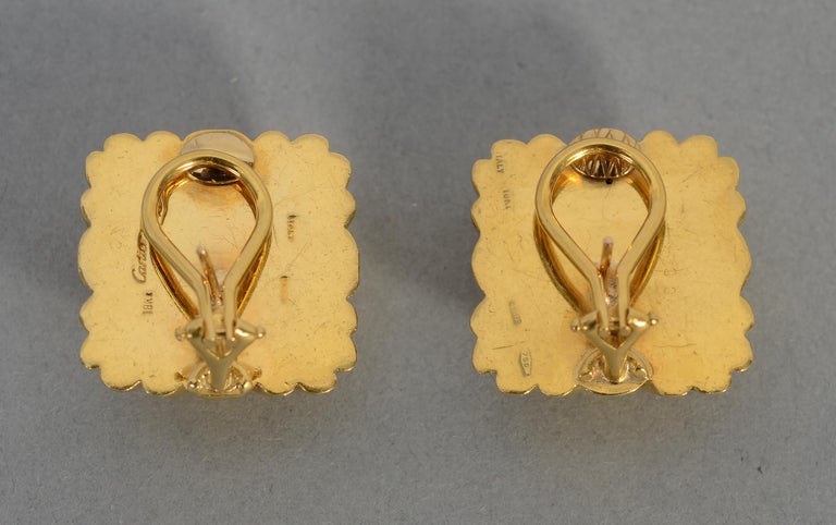 Square Ribbed Earrings Cartier Square Ribbed Gold Earrings For Sale at 1stDibs