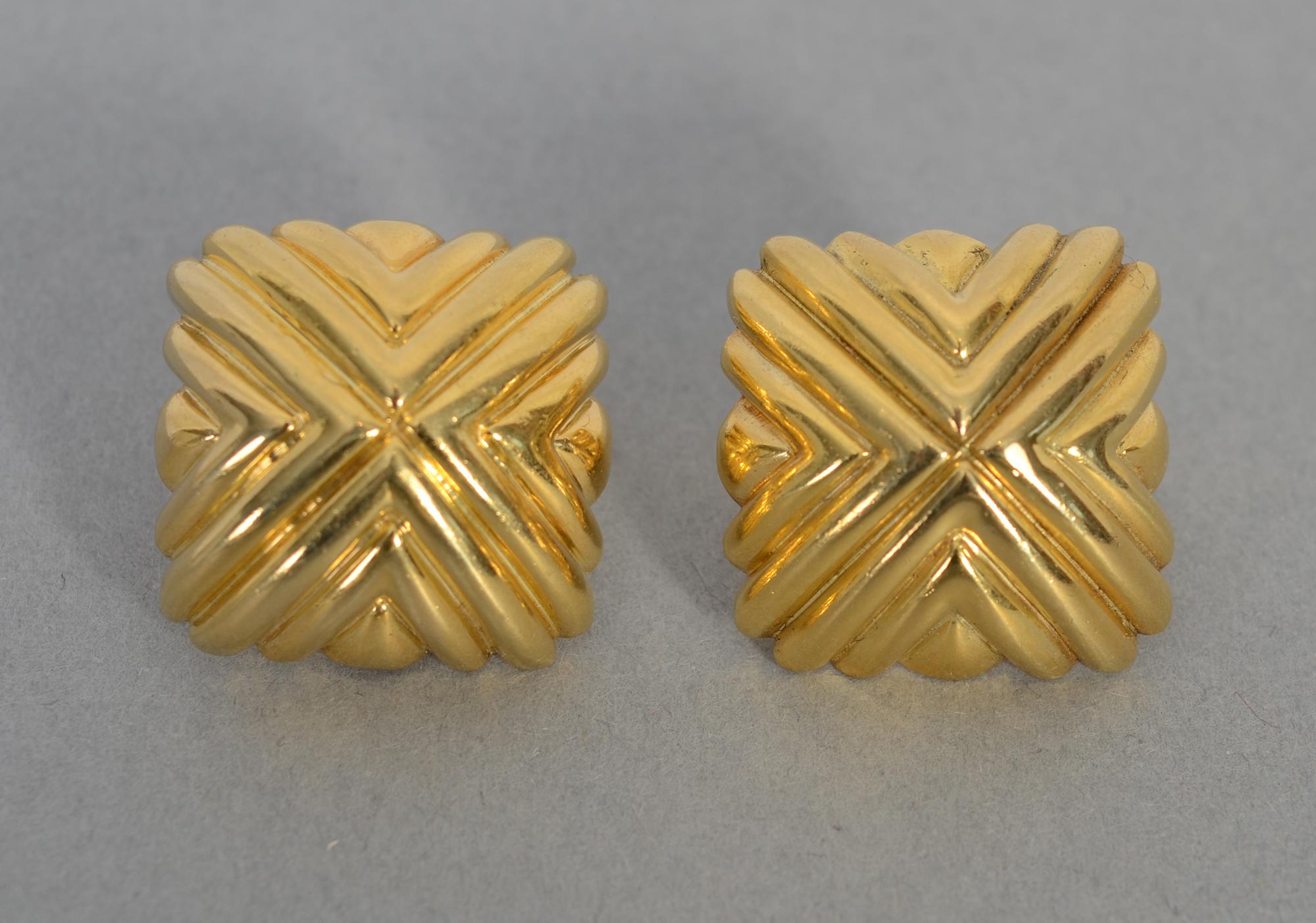 Modern Cartier Square Ribbed Gold Earrings