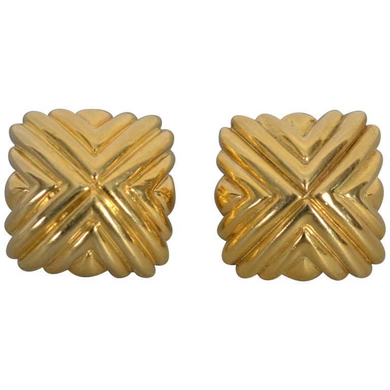 Square Ribbed Earrings Cartier Square Ribbed Gold Earrings For Sale at 1stDibs