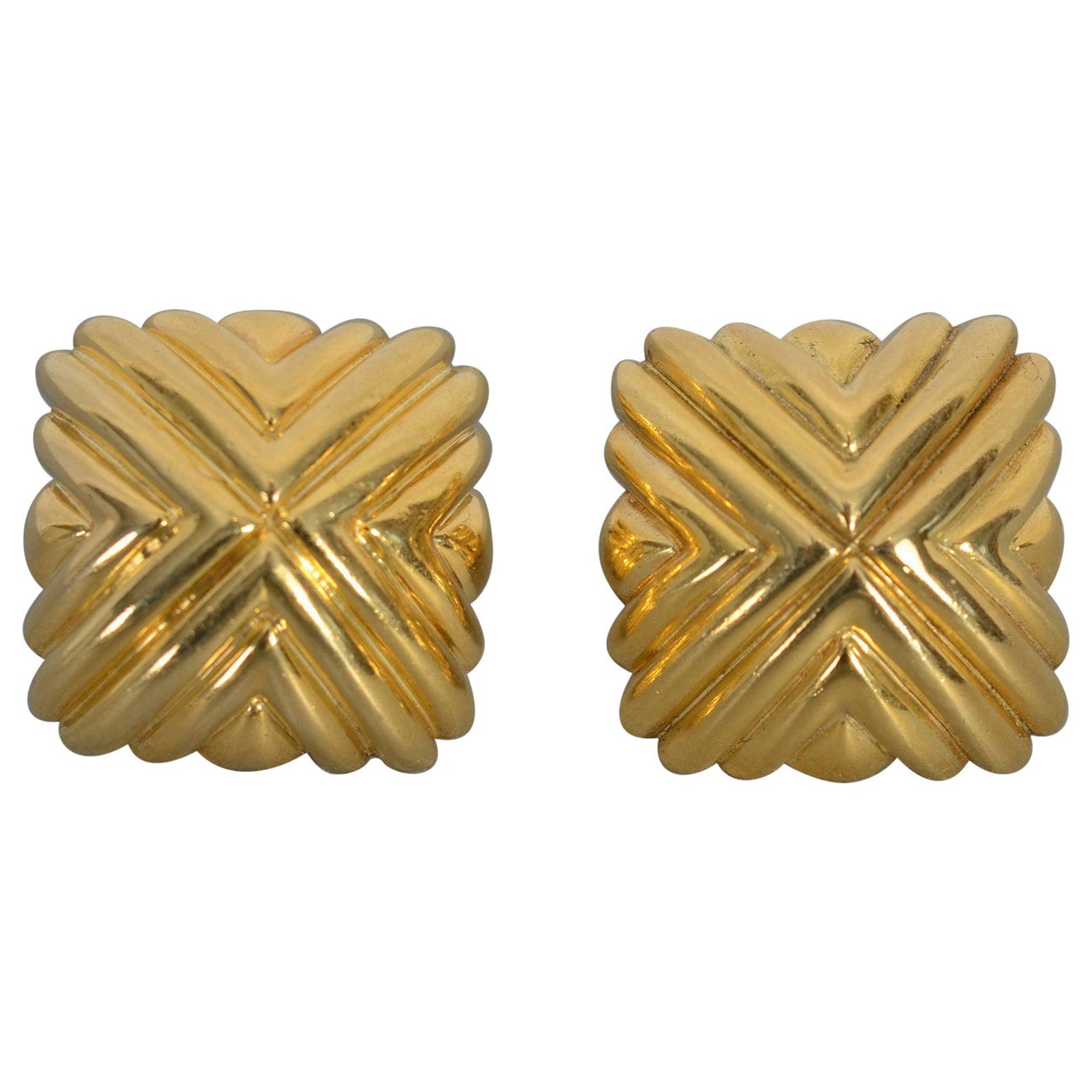 Cartier Square Ribbed Gold Earrings For Sale