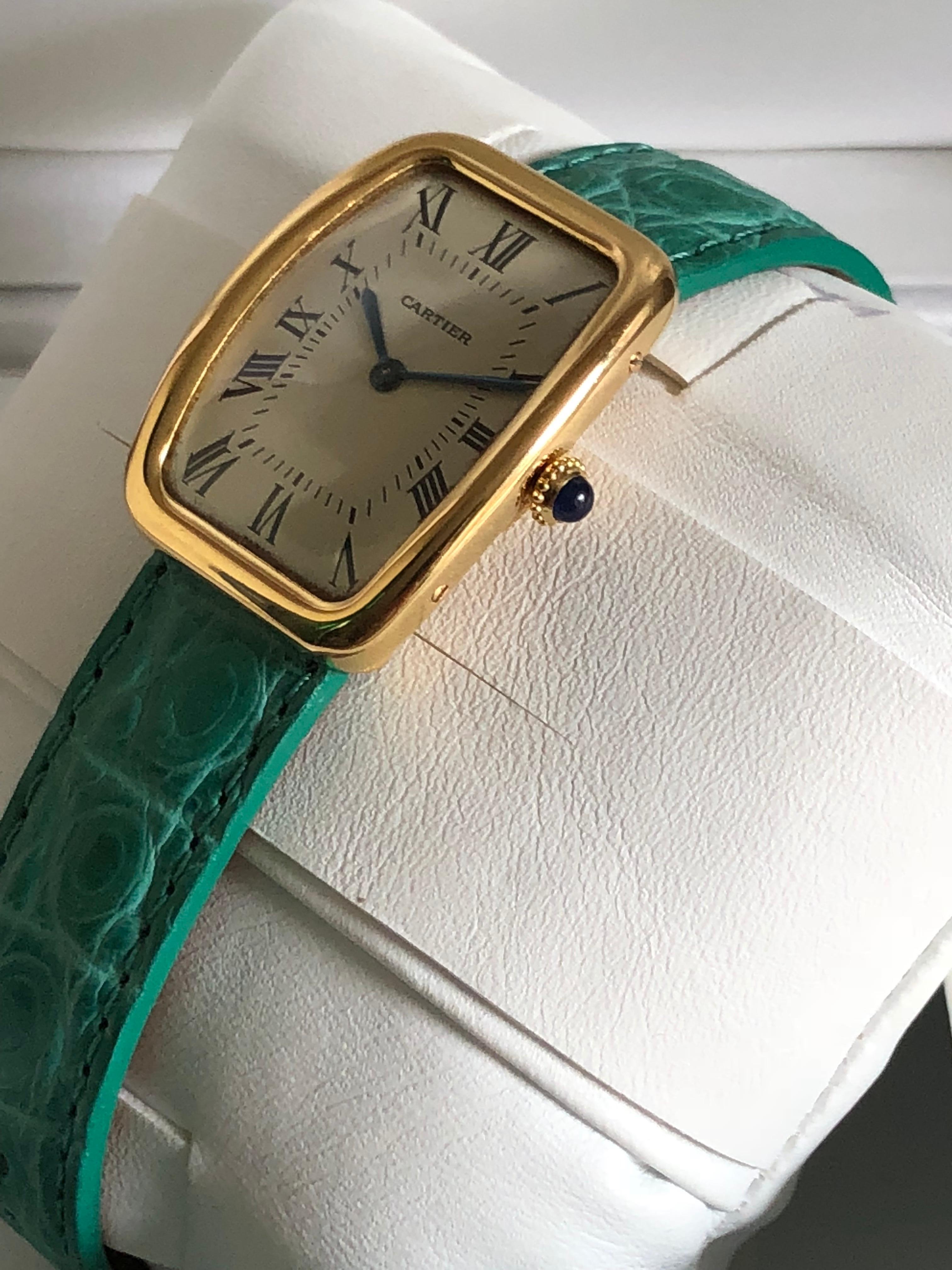 cartier incurvee