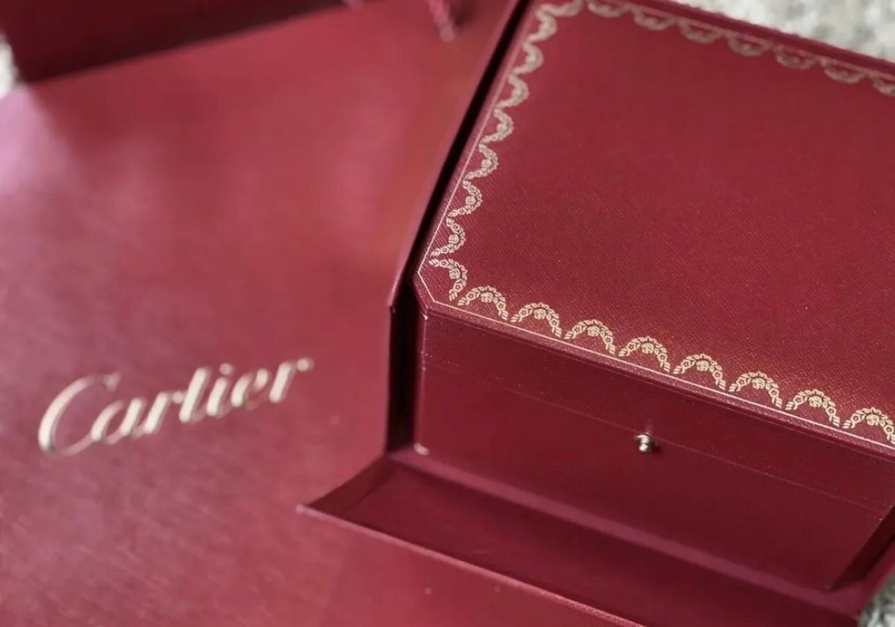 Cartier Armbanduhr ''Santos'' aus Edelstahl und 18k Gold im Zustand „Hervorragend“ in New York, NY
