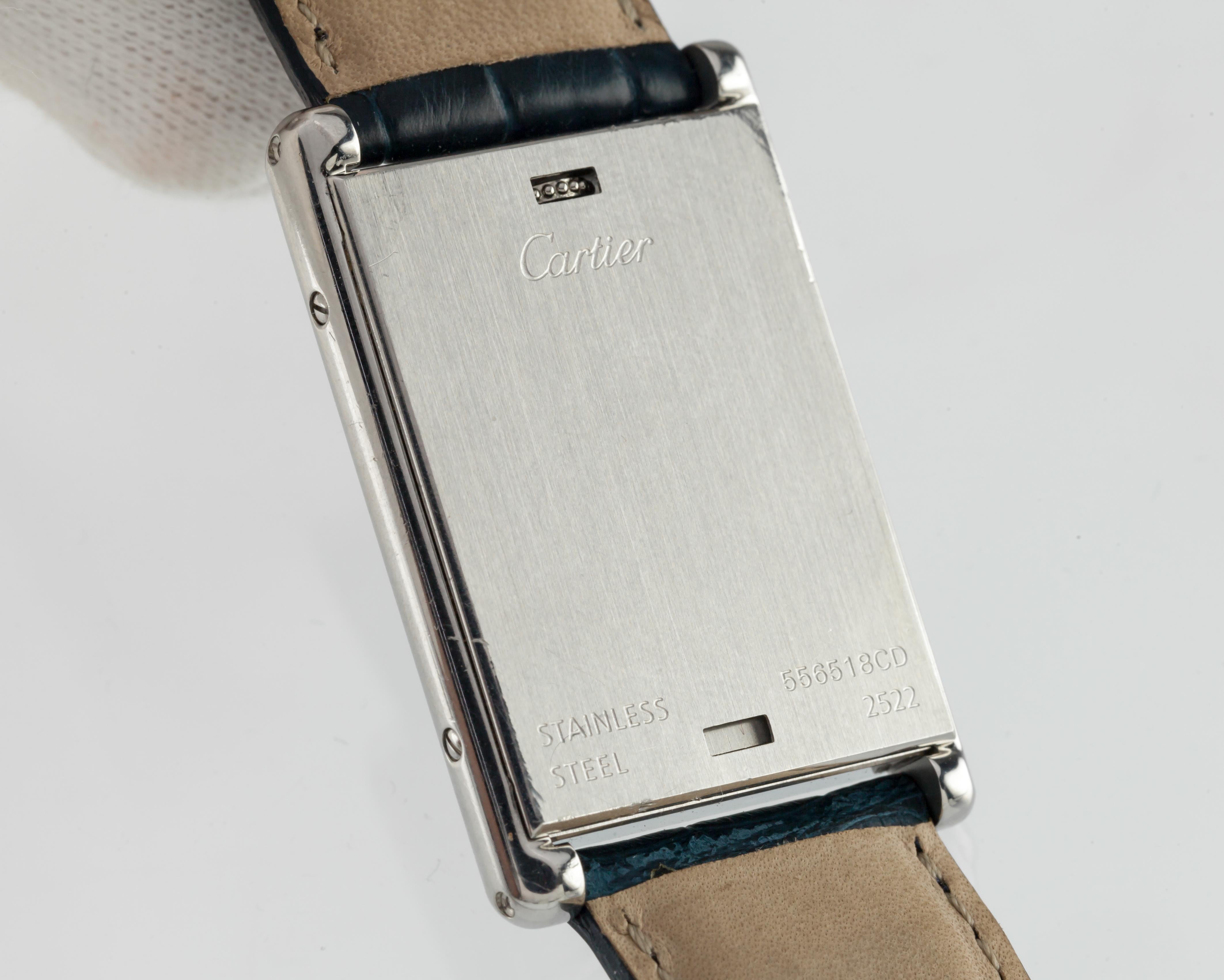 Moderne Cartier Montre réversible à quartz basculante en acier inoxydable pour hommes 2522 en vente
