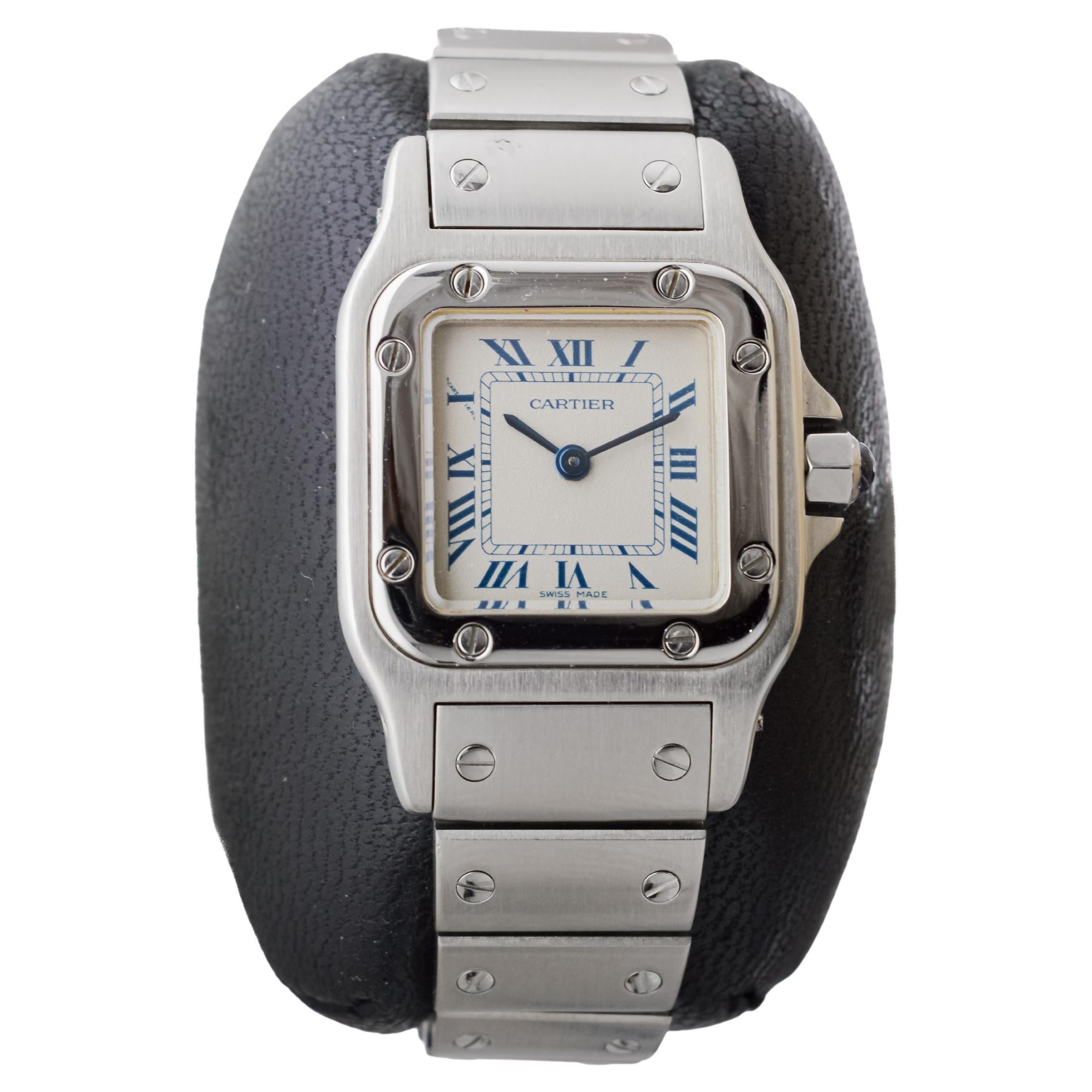 Cartier Stahl Stahl Quarz Santos mit einem Original-Armband aus dem Jahr 2000's Damen
