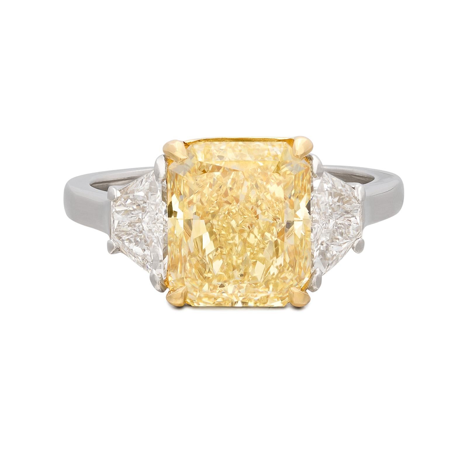 cartier fancy yellow diamond vvs2 emerald cut