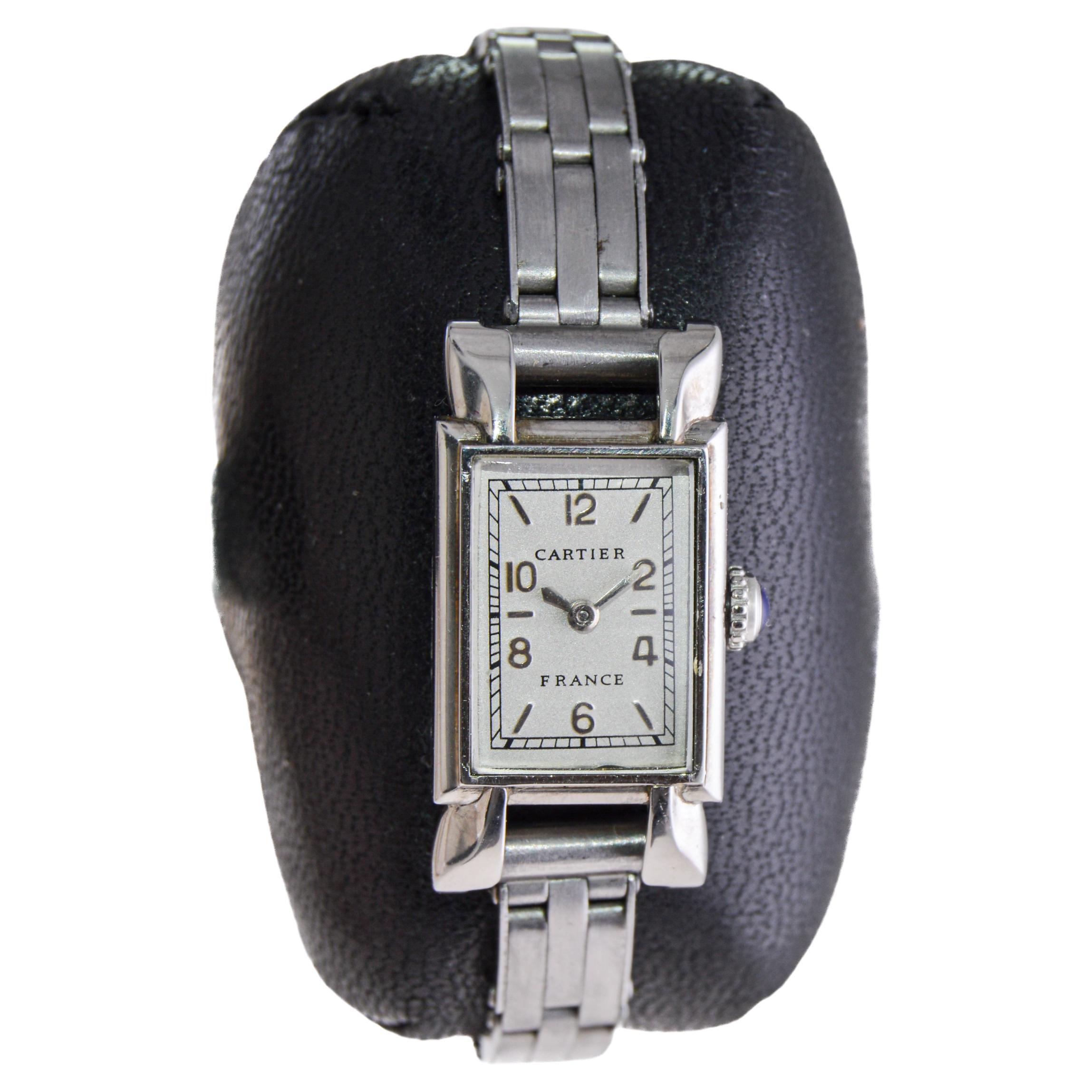 Cartier Stahl Art Deco Damenuhr 1940er Jahre mit Original Gay Freres Armband (Art déco)