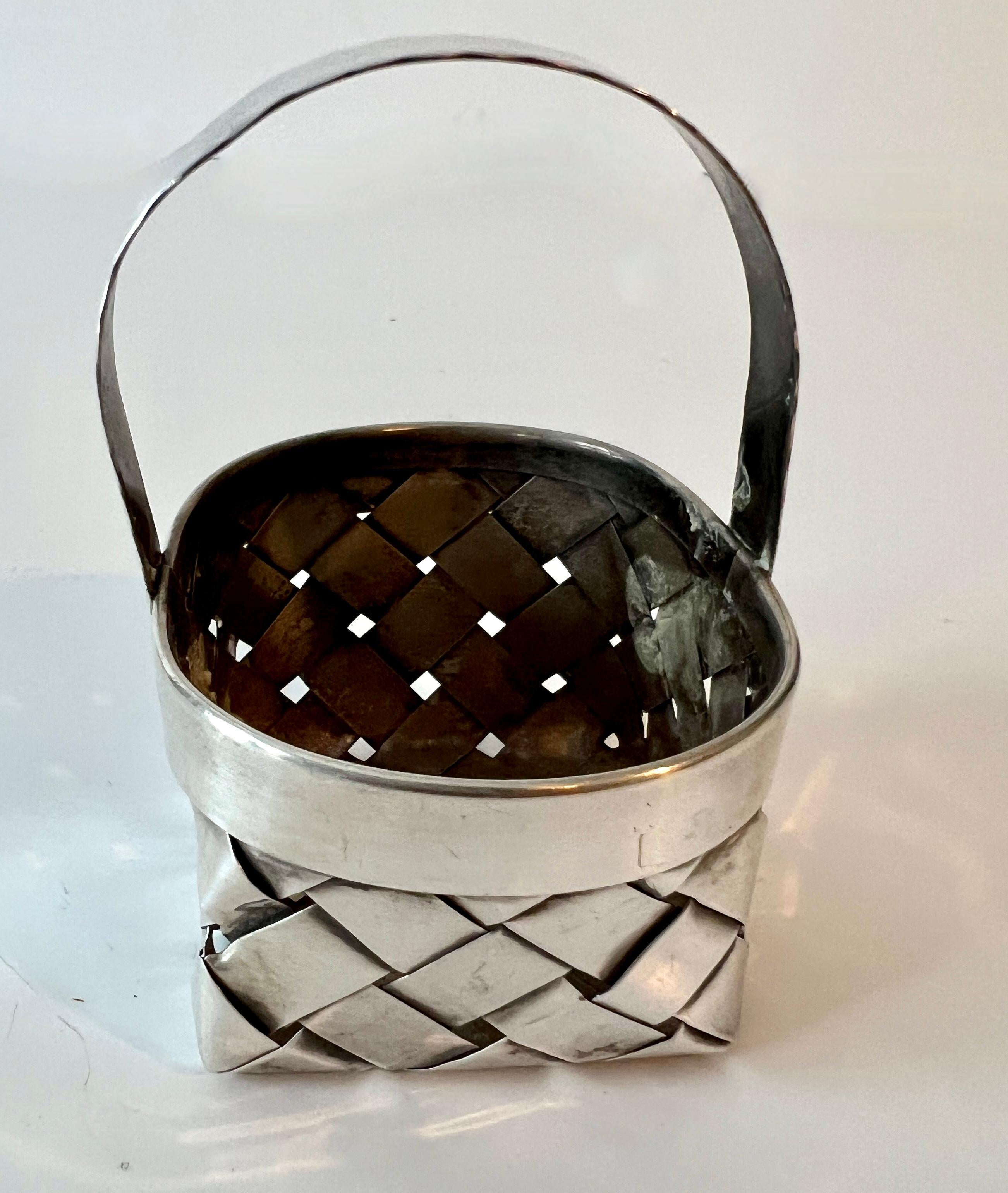 Cartier Sterling Silver Hand Crafted Woven Basket In Good Condition In Los Angeles, CA